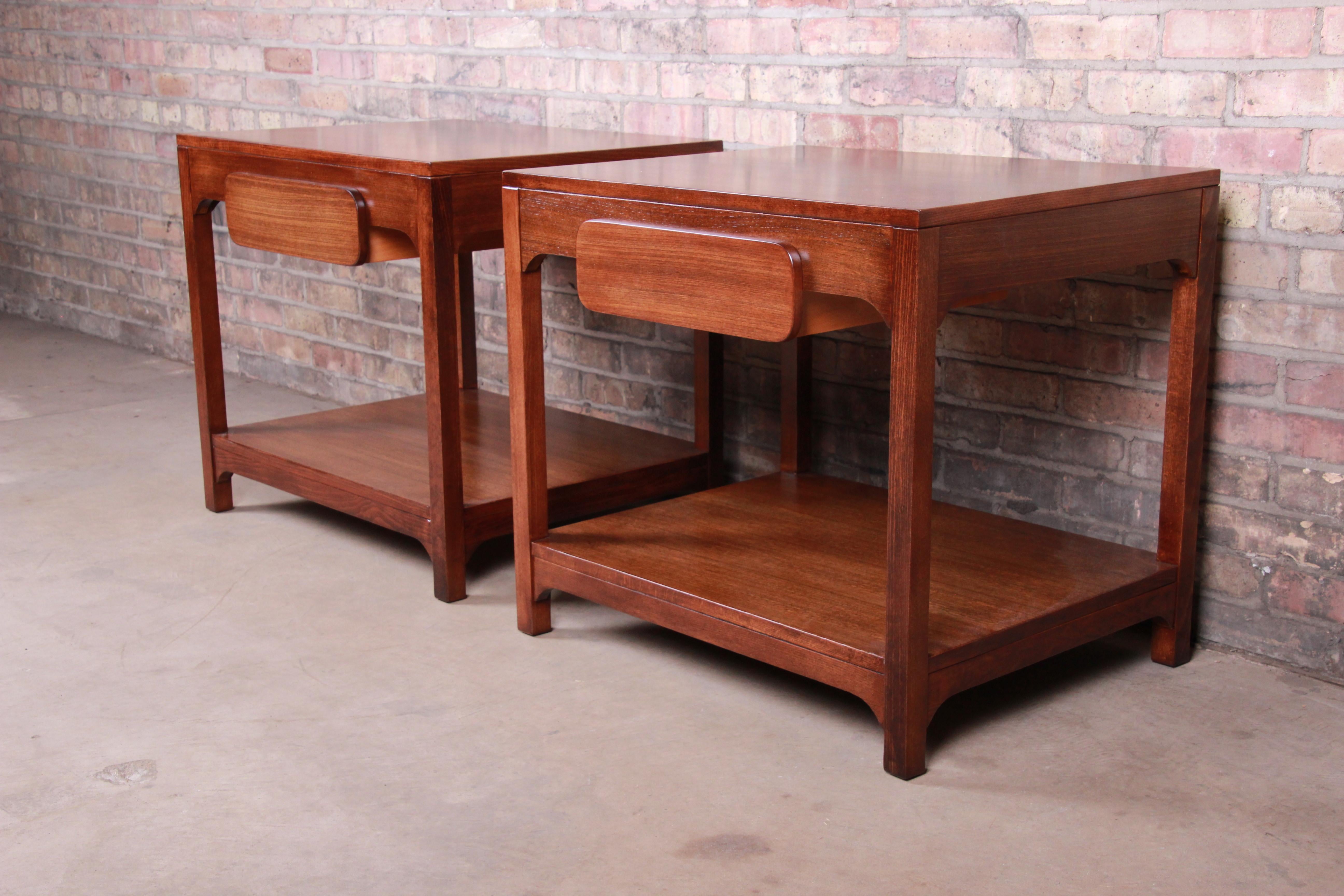 Edward Wormley for Drexel Precedent Mid-Century Modern Nightstands, Refinished In Good Condition In South Bend, IN