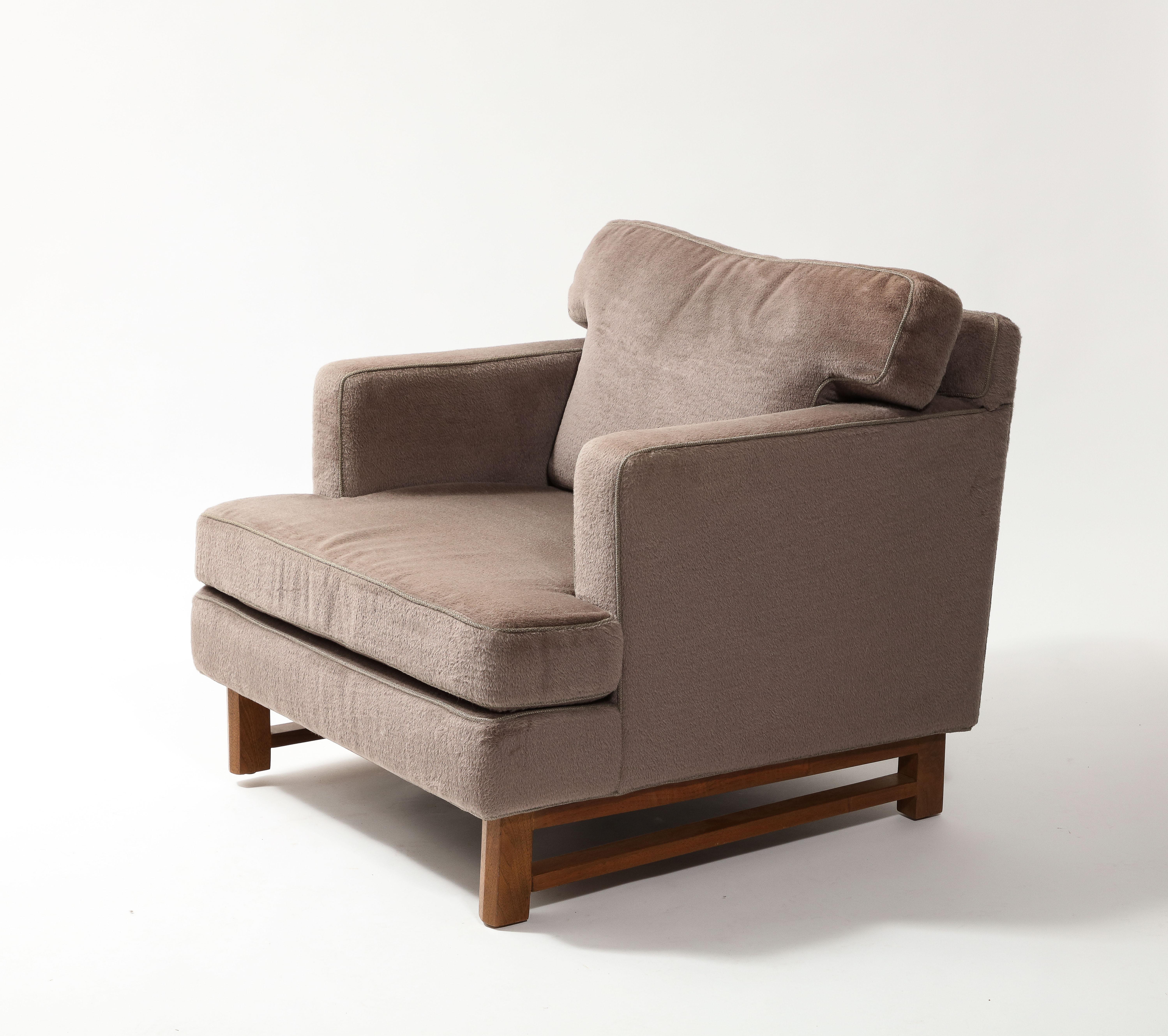 Edward Wormley for Dunbar 1965 Lounge Chair and Ottoman in Alpaca, USA 1960's  1