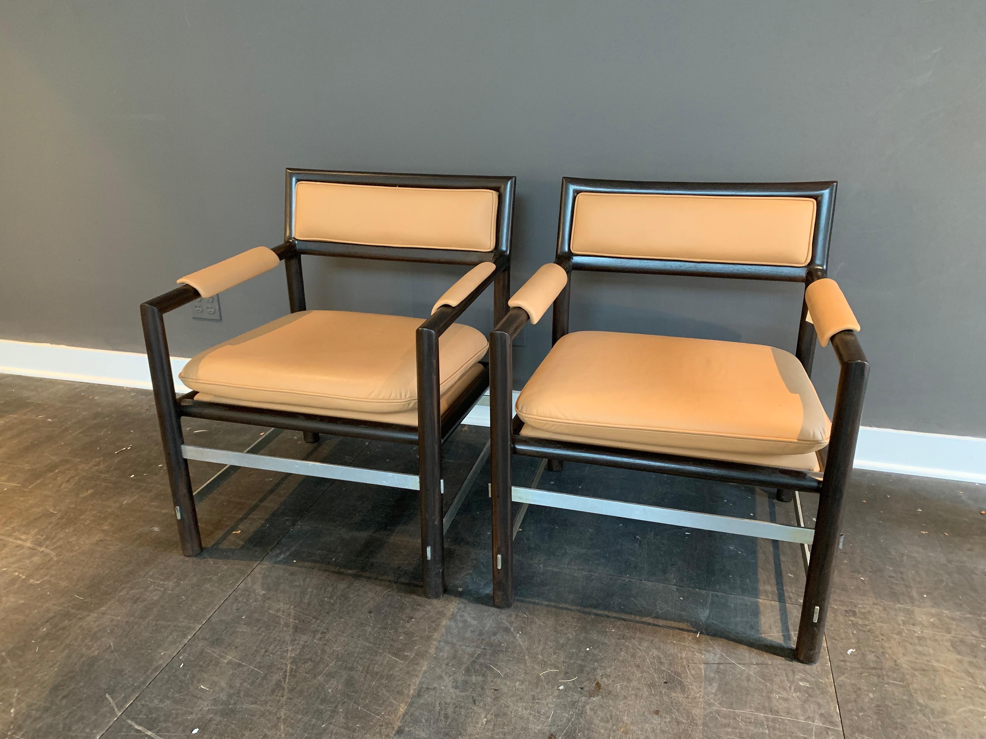 Edward Wormley for Dunbar Armchairs, Pair For Sale 4