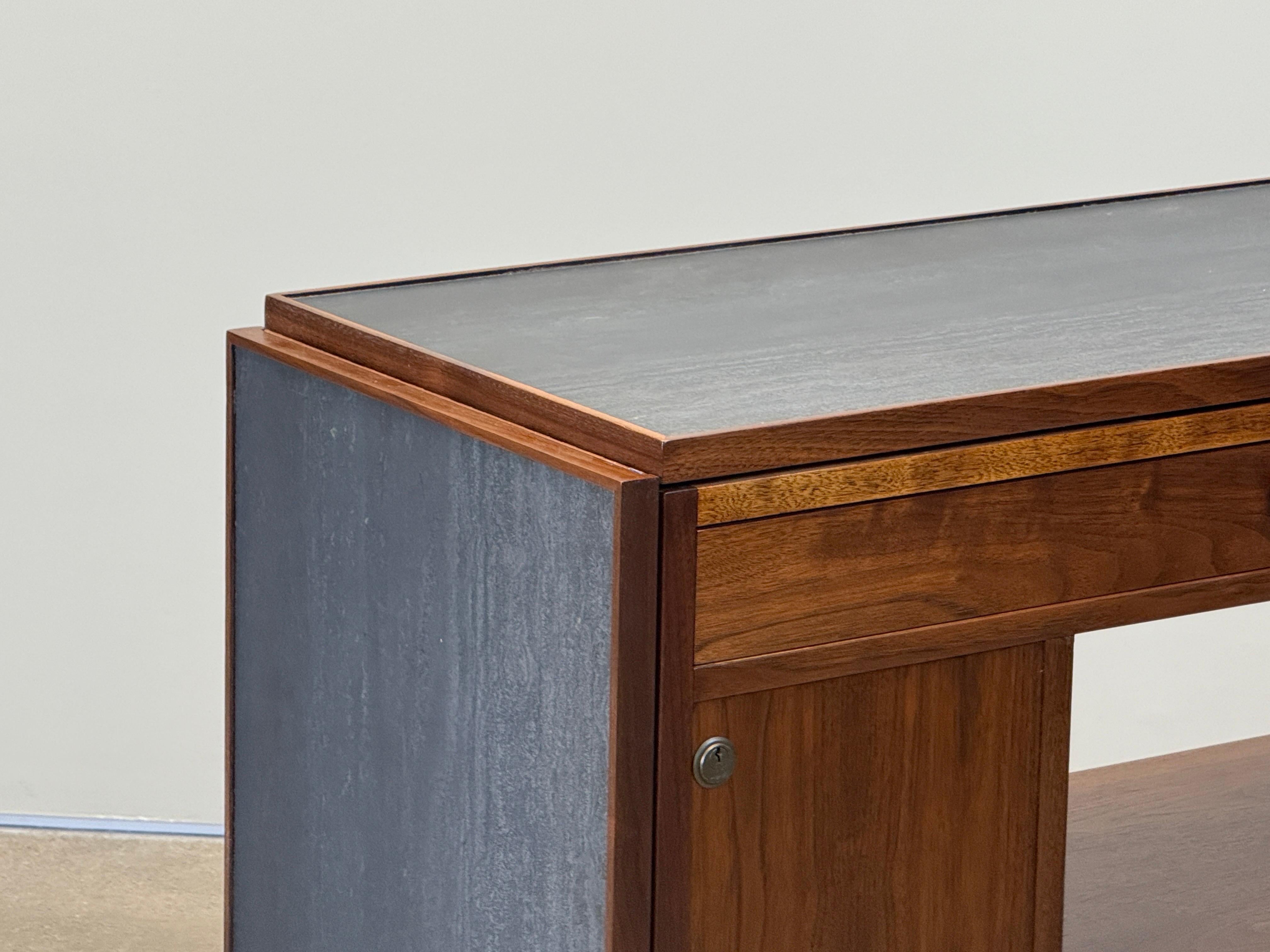 Edward Wormley for Dunbar Bar Cart For Sale 13