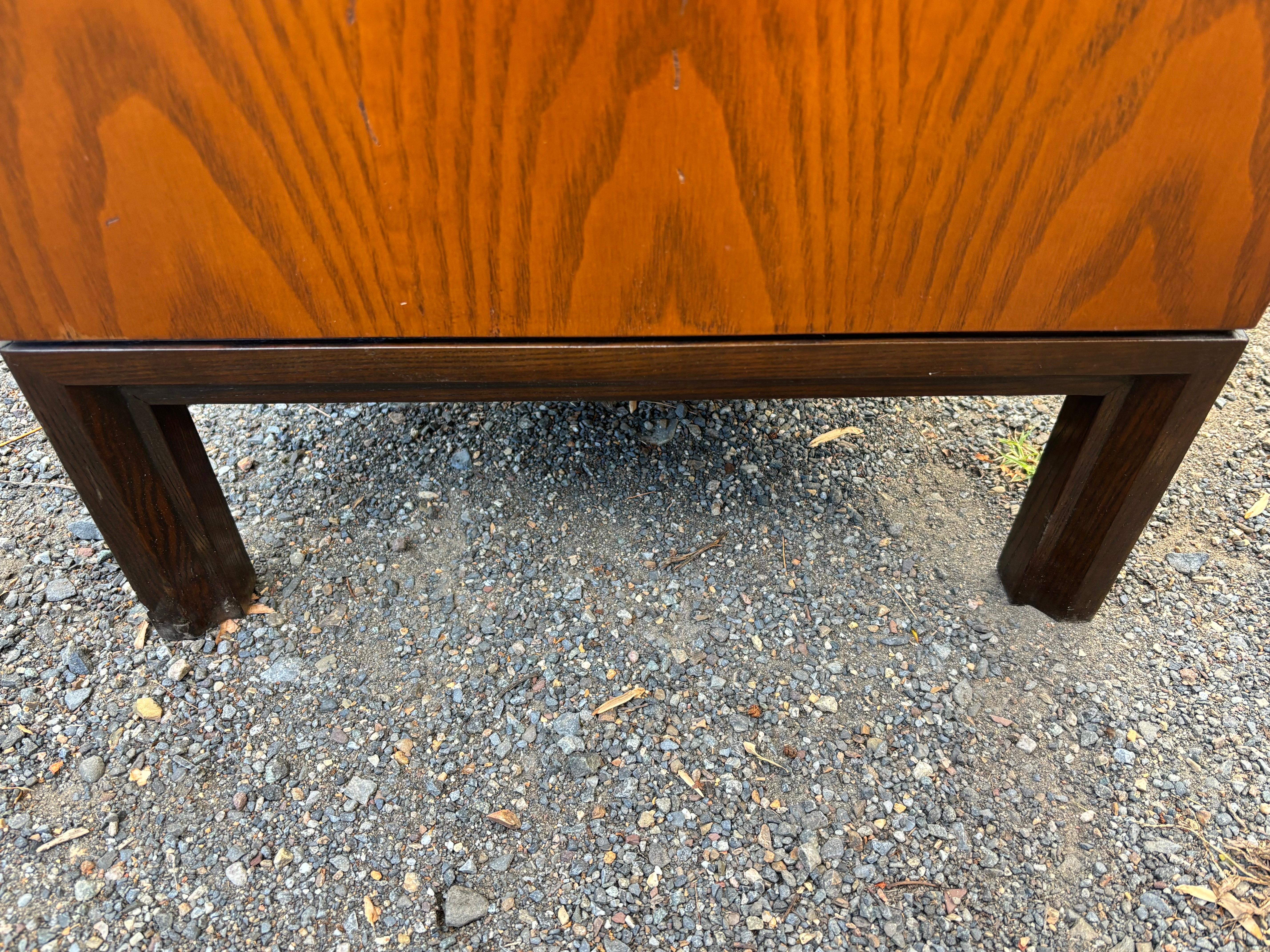 Edward Wormley for Dunbar Bi-Fold Cabinet For Sale 6