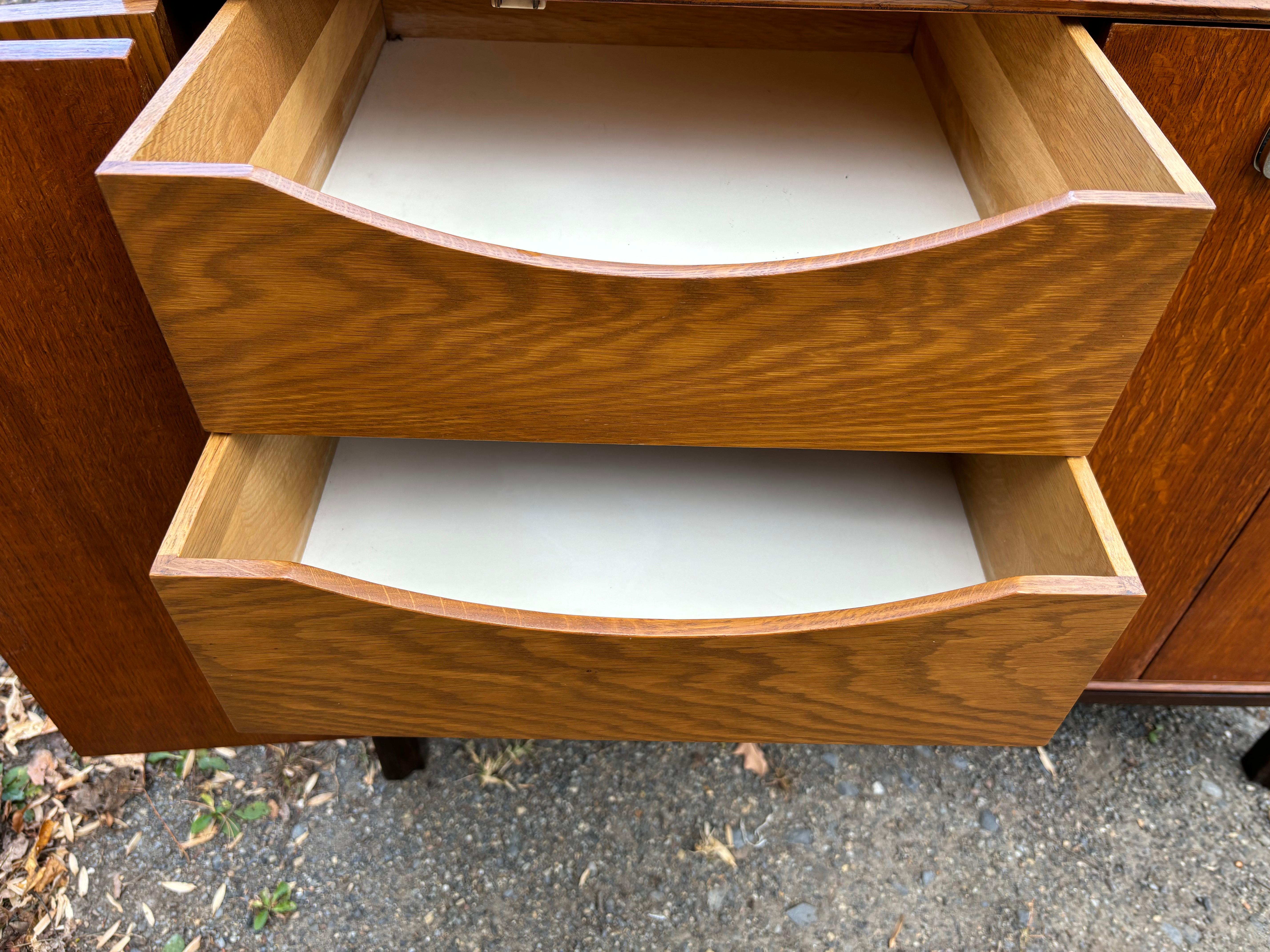 Edward Wormley for Dunbar Bi-Fold Cabinet For Sale 10