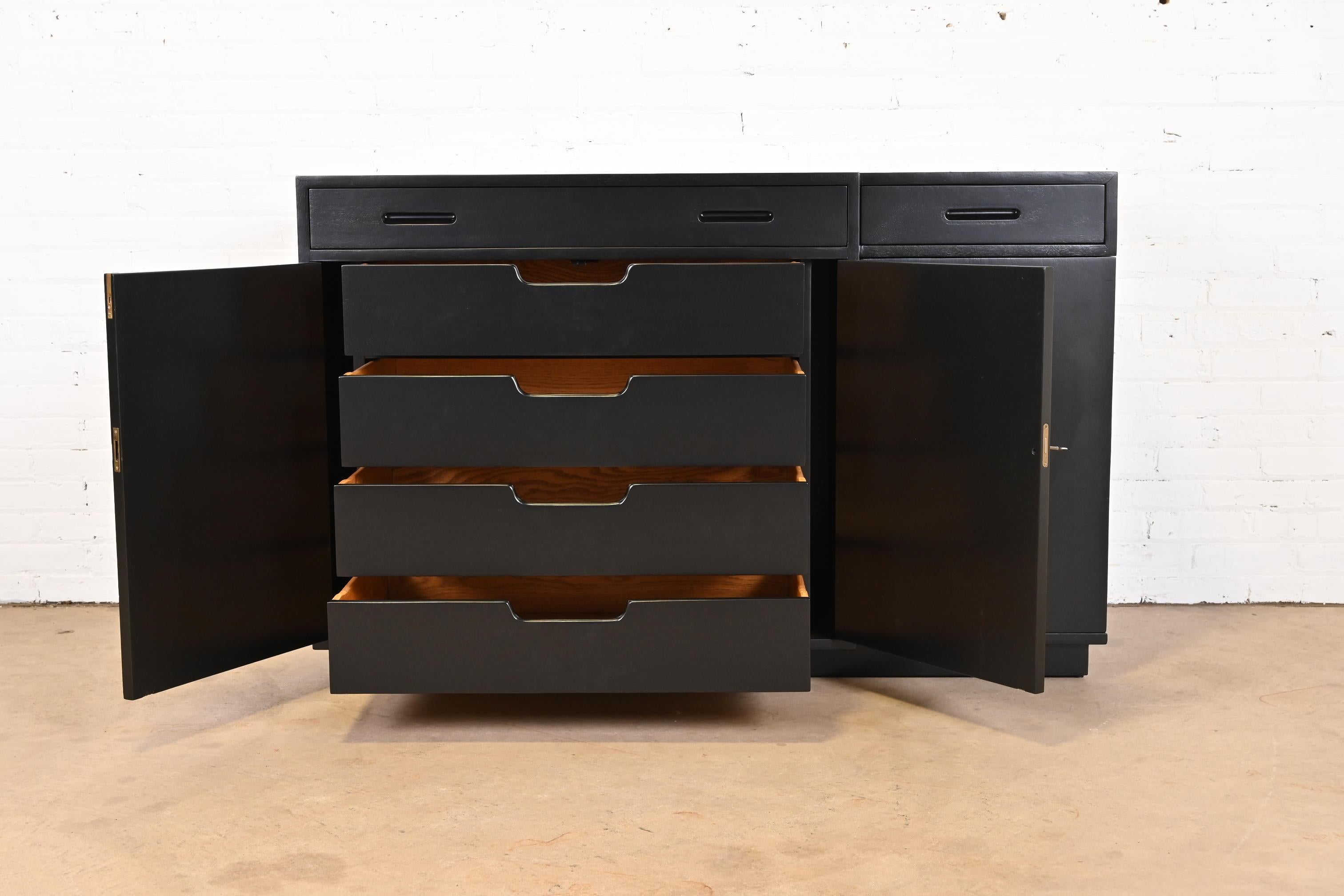 Edward Wormley for Dunbar Black Lacquered Sideboard or Bar Cabinet, Refinished For Sale 3