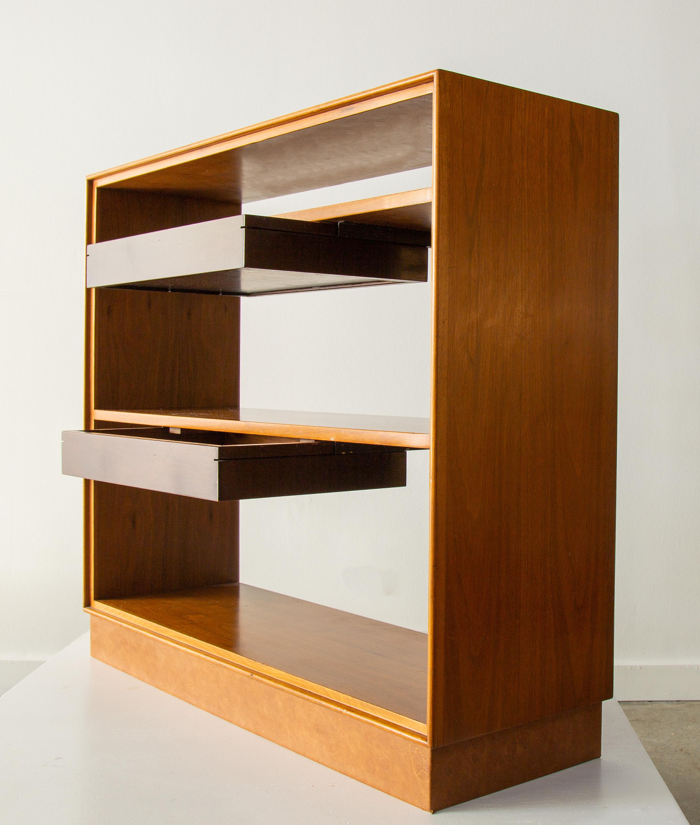 American Edward Wormley for Dunbar Bookcase model 686 in mahogany and leather