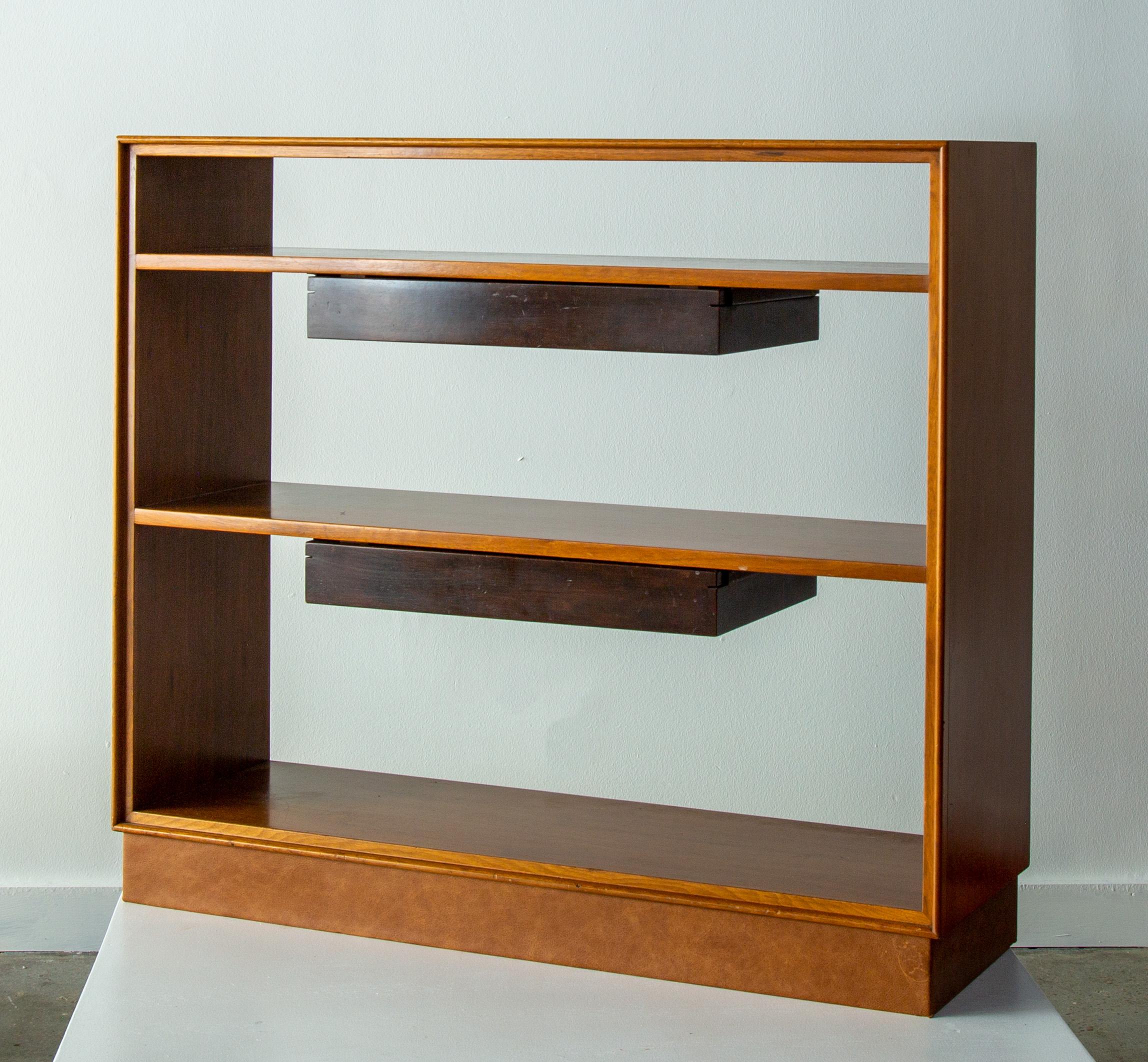 Edward Wormley for Dunbar Bookcase model 686 in mahogany and leather 1