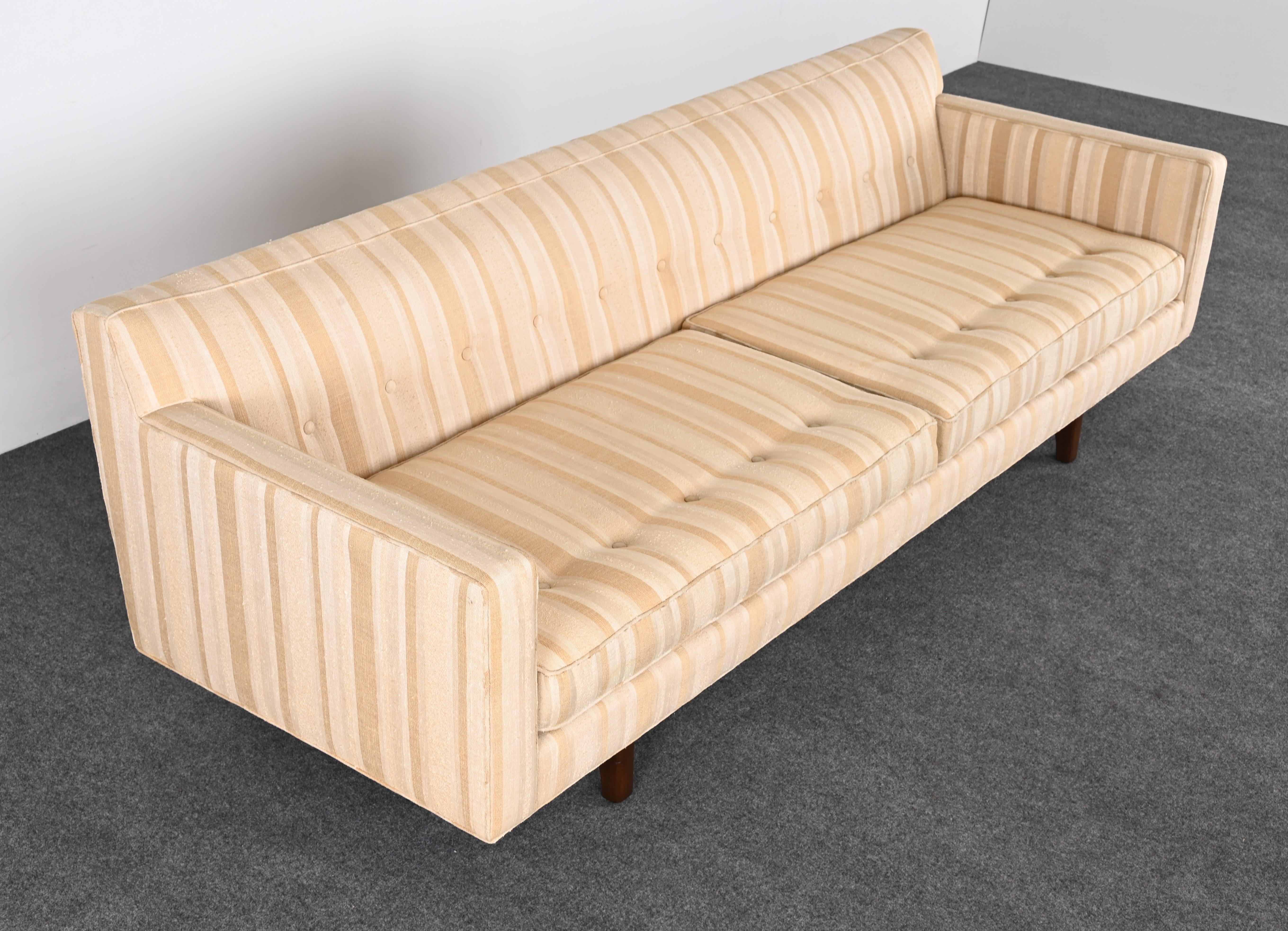Edward Wormley for Dunbar Bracket Back Sofa, 1950s For Sale 3