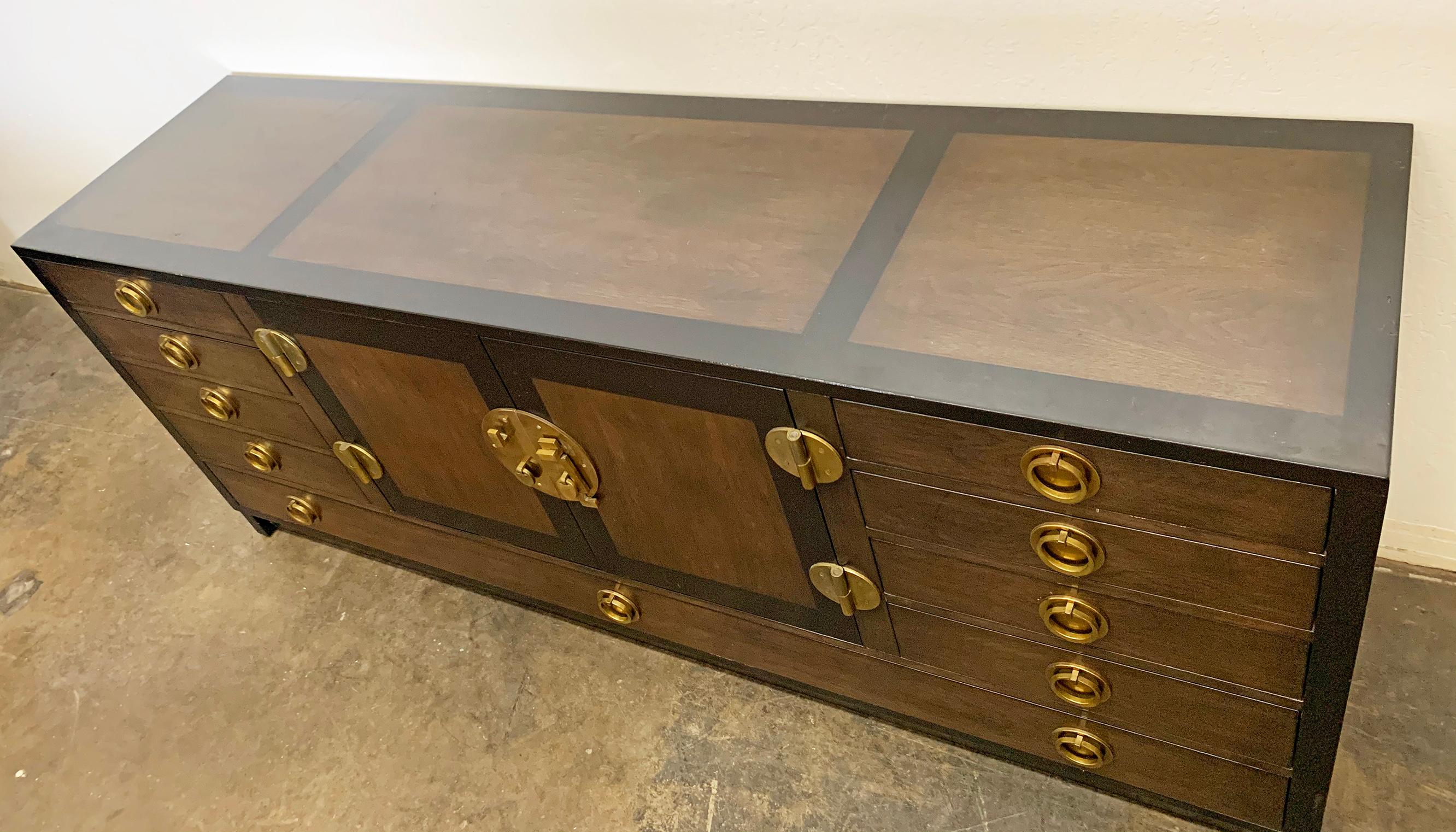 Mid-Century Modern Edward Wormley for Dunbar Cabinet / Credenza in Mahogany and Walnut For Sale