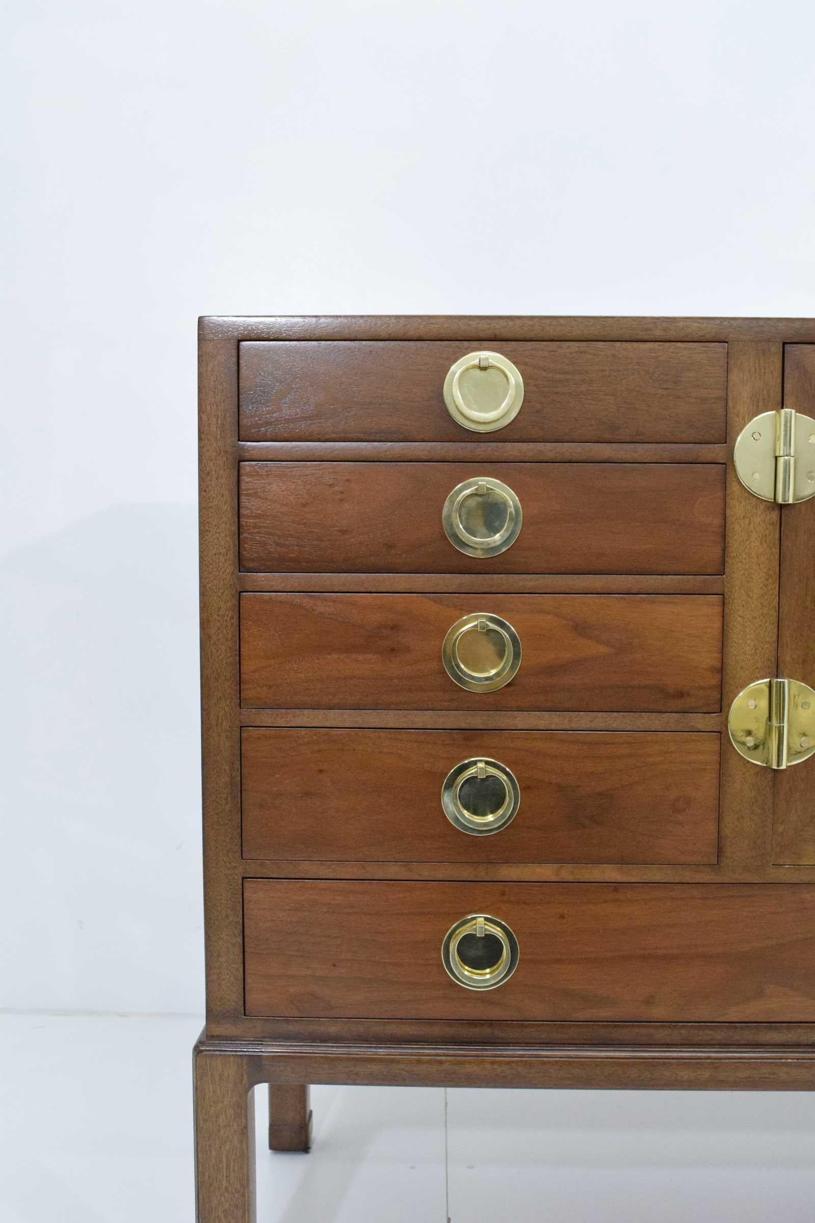 Edward Wormley for Dunbar Cabinet with Brass Hardware, 1950s For Sale 1