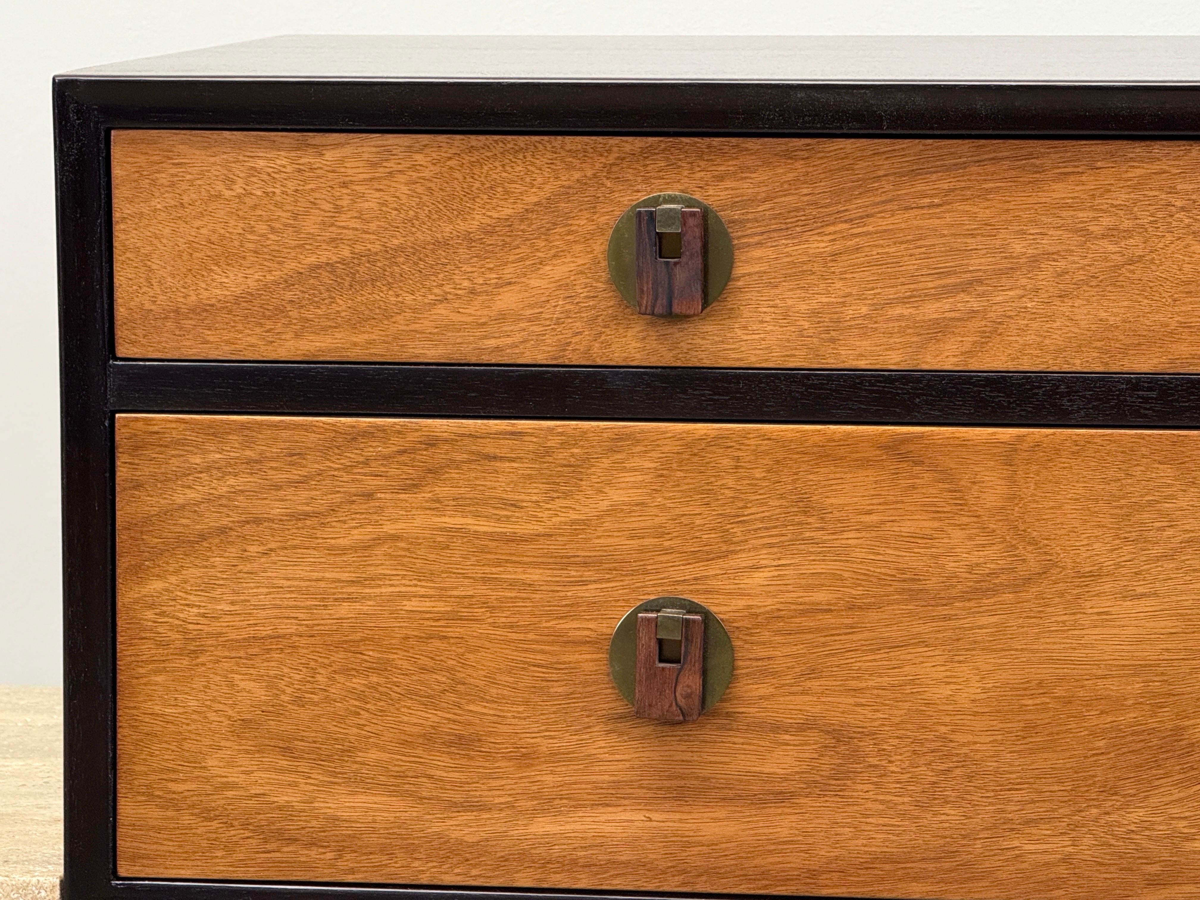 Armario Edward Wormley para Dunbar con mesa de travertino en venta 8
