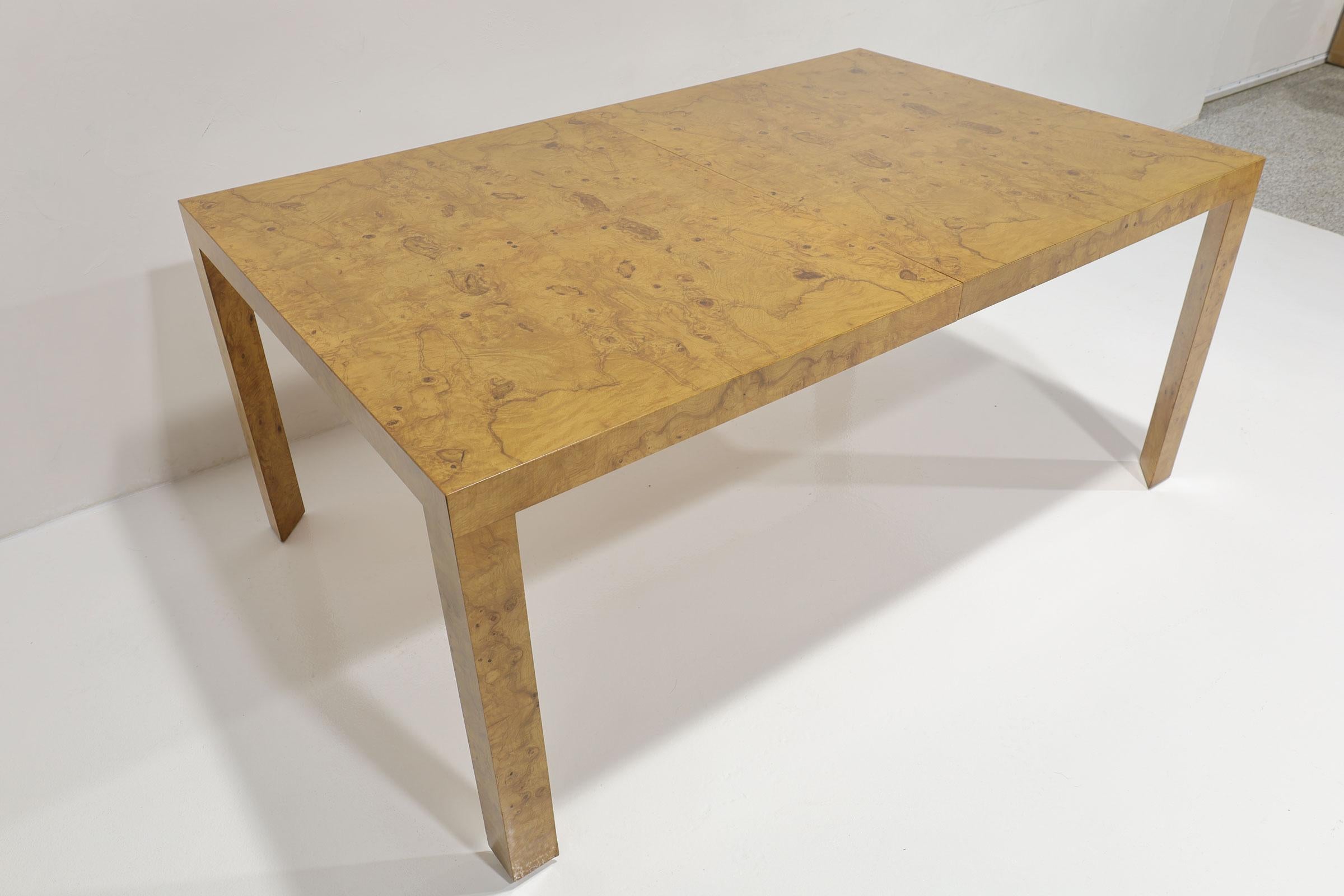 Edward Wormley for Dunbar Classic Burlwood Dining Table In Good Condition For Sale In Dallas, TX