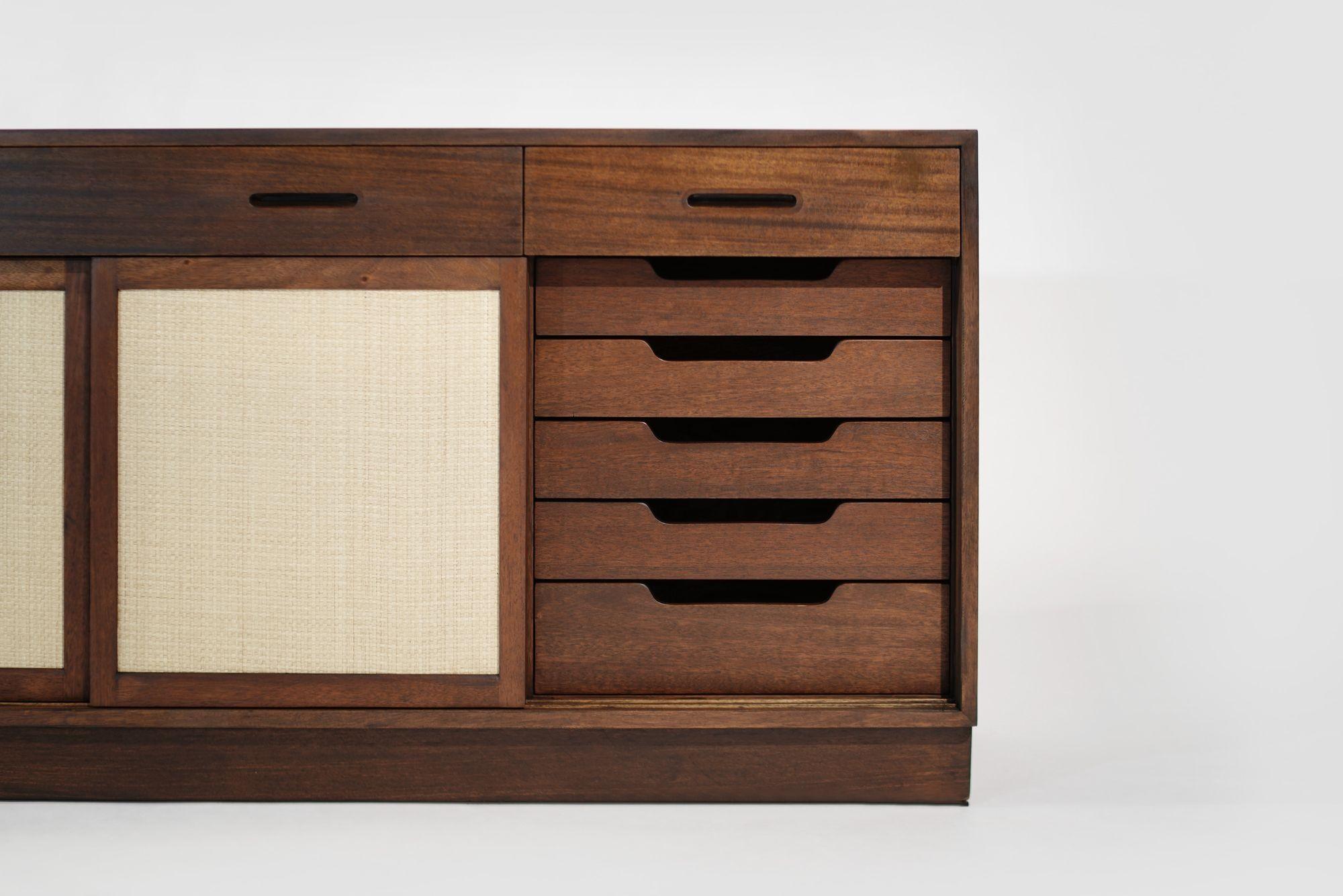 Edward Wormley for Dunbar Credenza Model, 5668A, C. 1950s For Sale 3