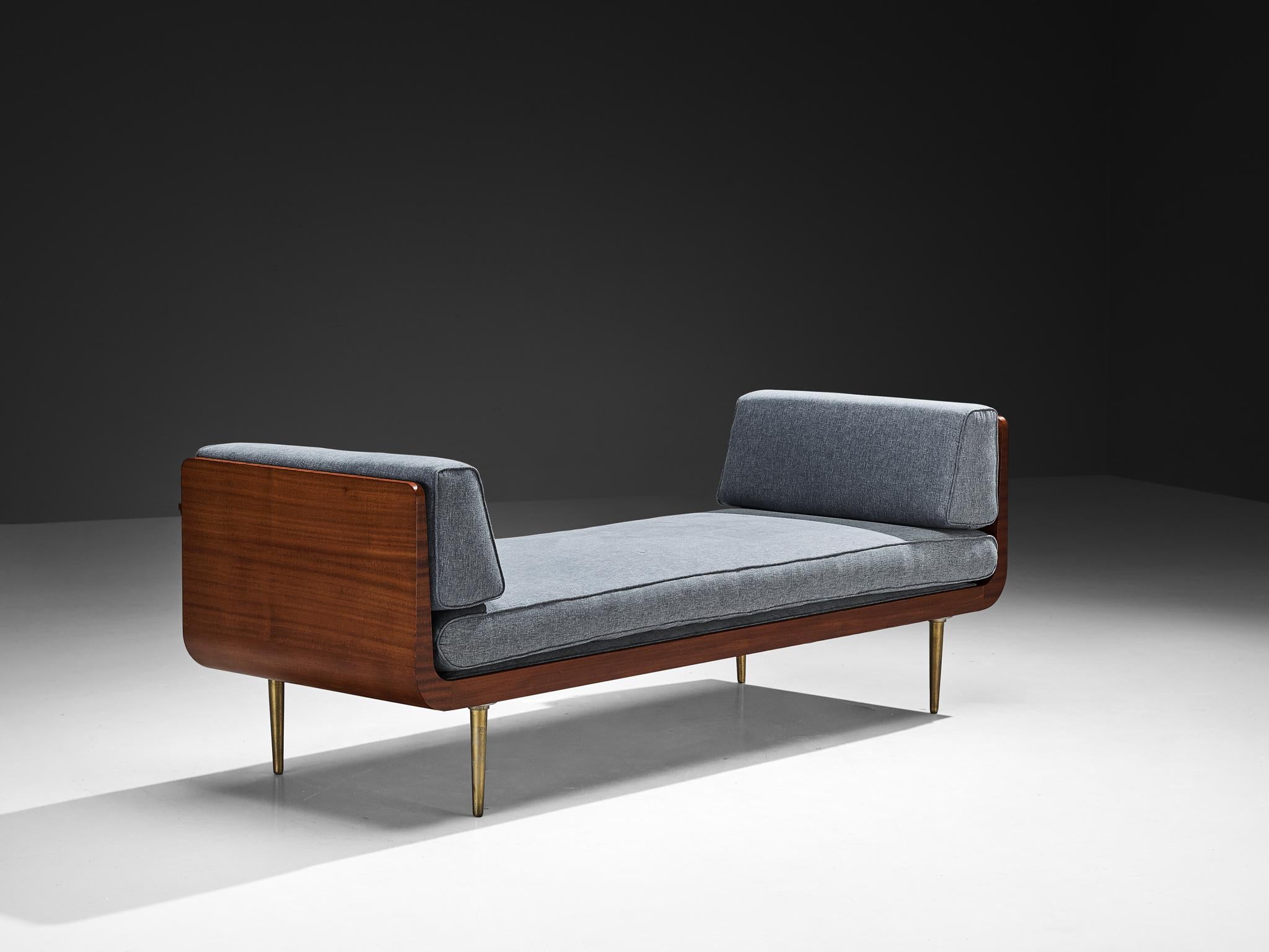 Americano Edward Wormley per Dunbar Daybed in mogano, ottone e tessuto grigio-blu in vendita