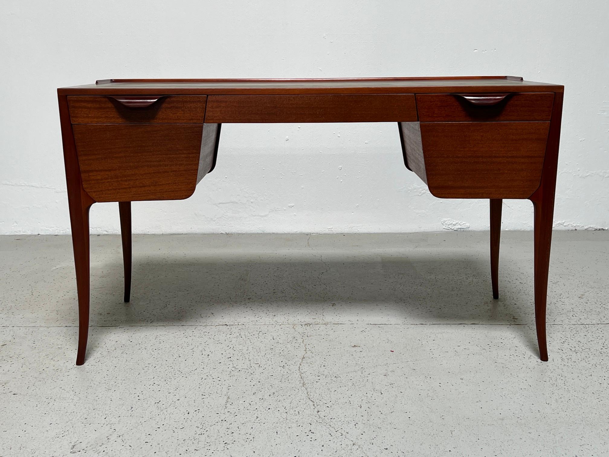 Edward Wormley for Dunbar Desk and Chair in Matching Leather 7