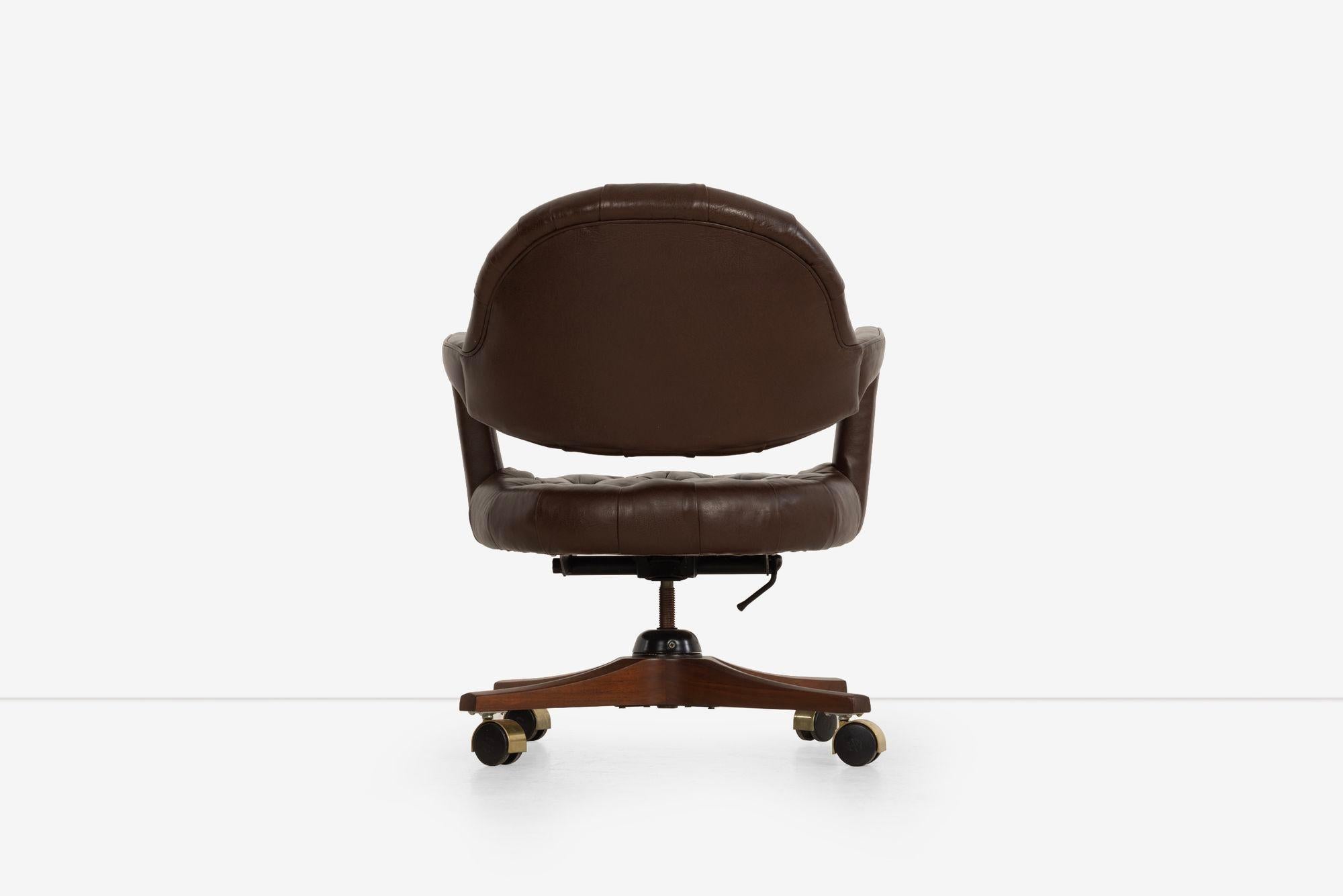 Cuir Edward Wormley pour Dunbar, années 1960 en vente