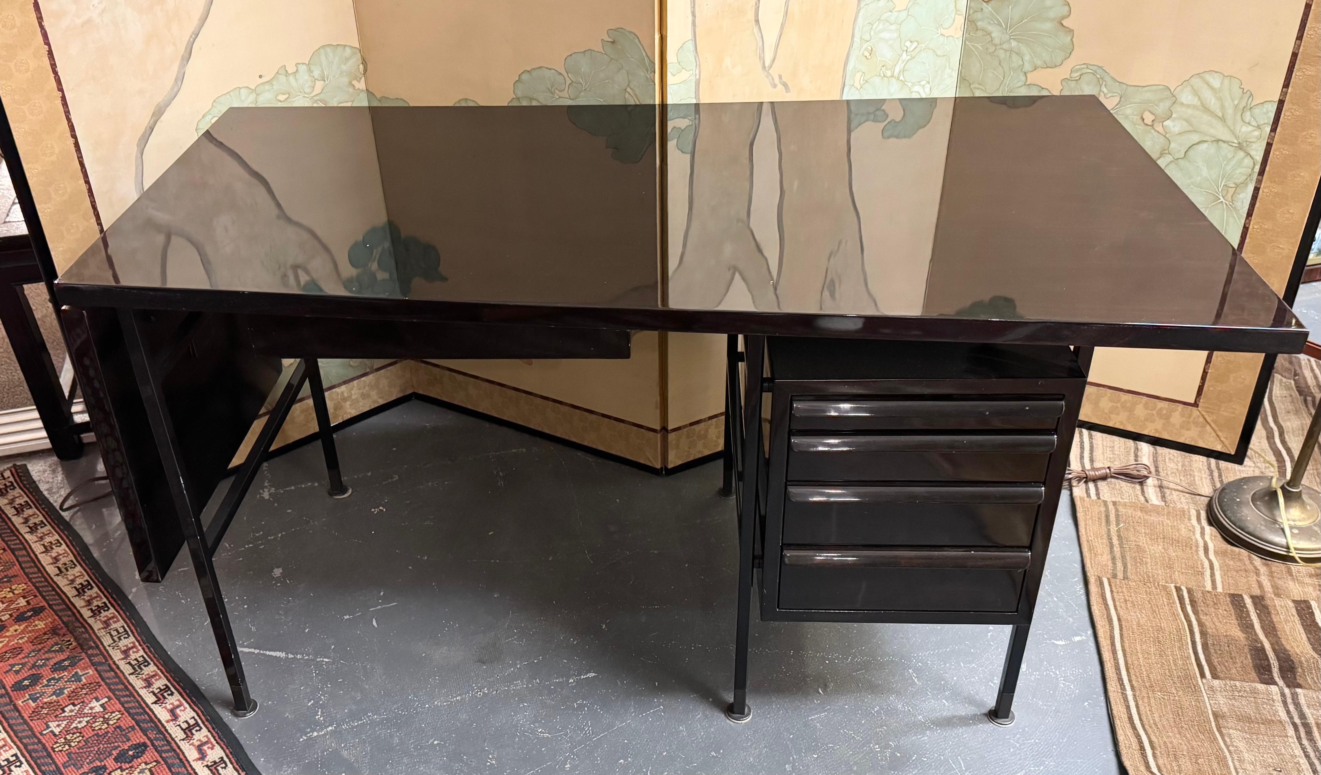 American Edward Wormley for Dunbar Desk in Tawi Walnut & Steel For Sale