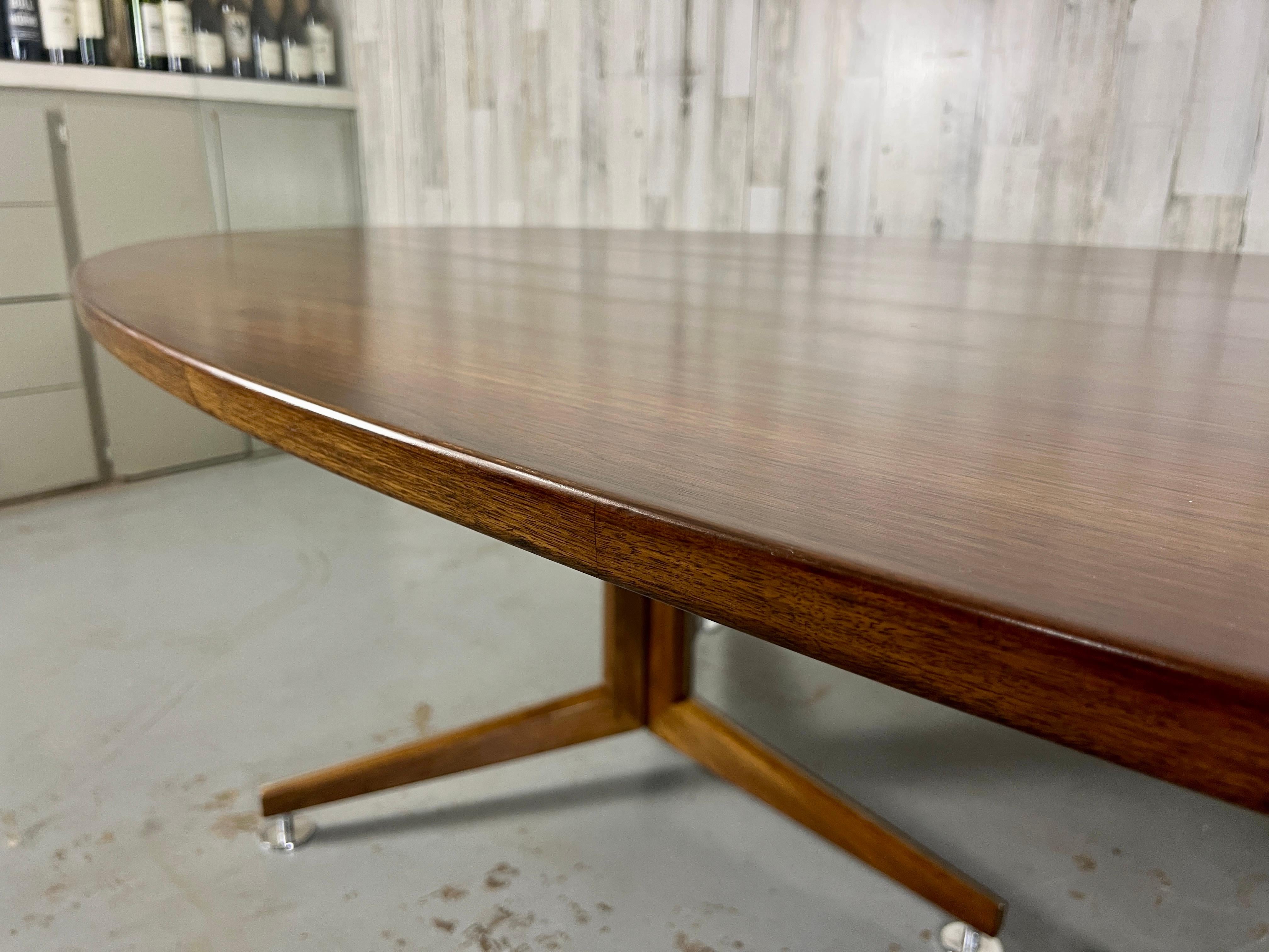 Edward Wormley for Dunbar Elliptical Conference / Dining Table For Sale 3