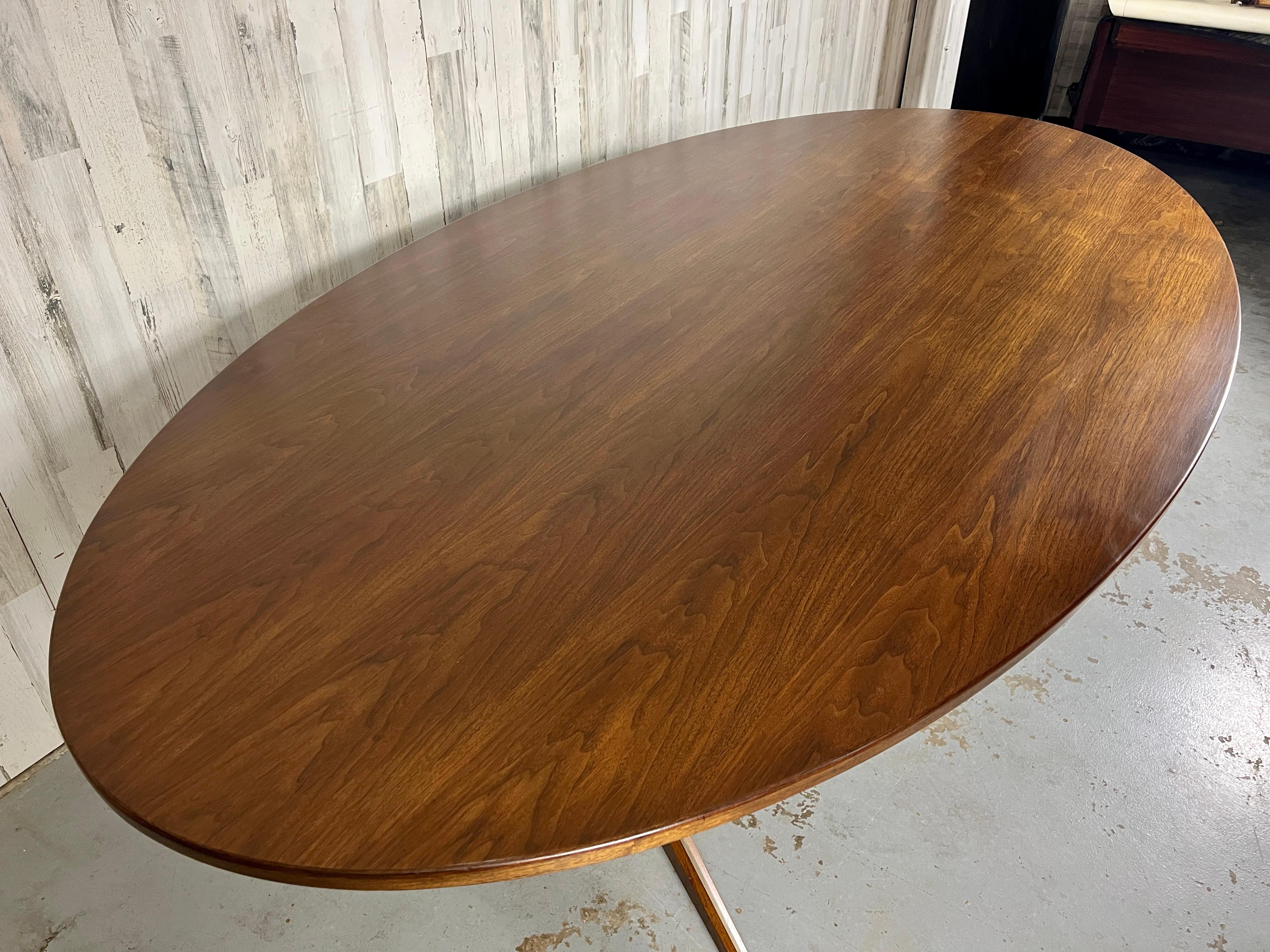Edward Wormley for Dunbar Elliptical Conference / Dining Table For Sale 4