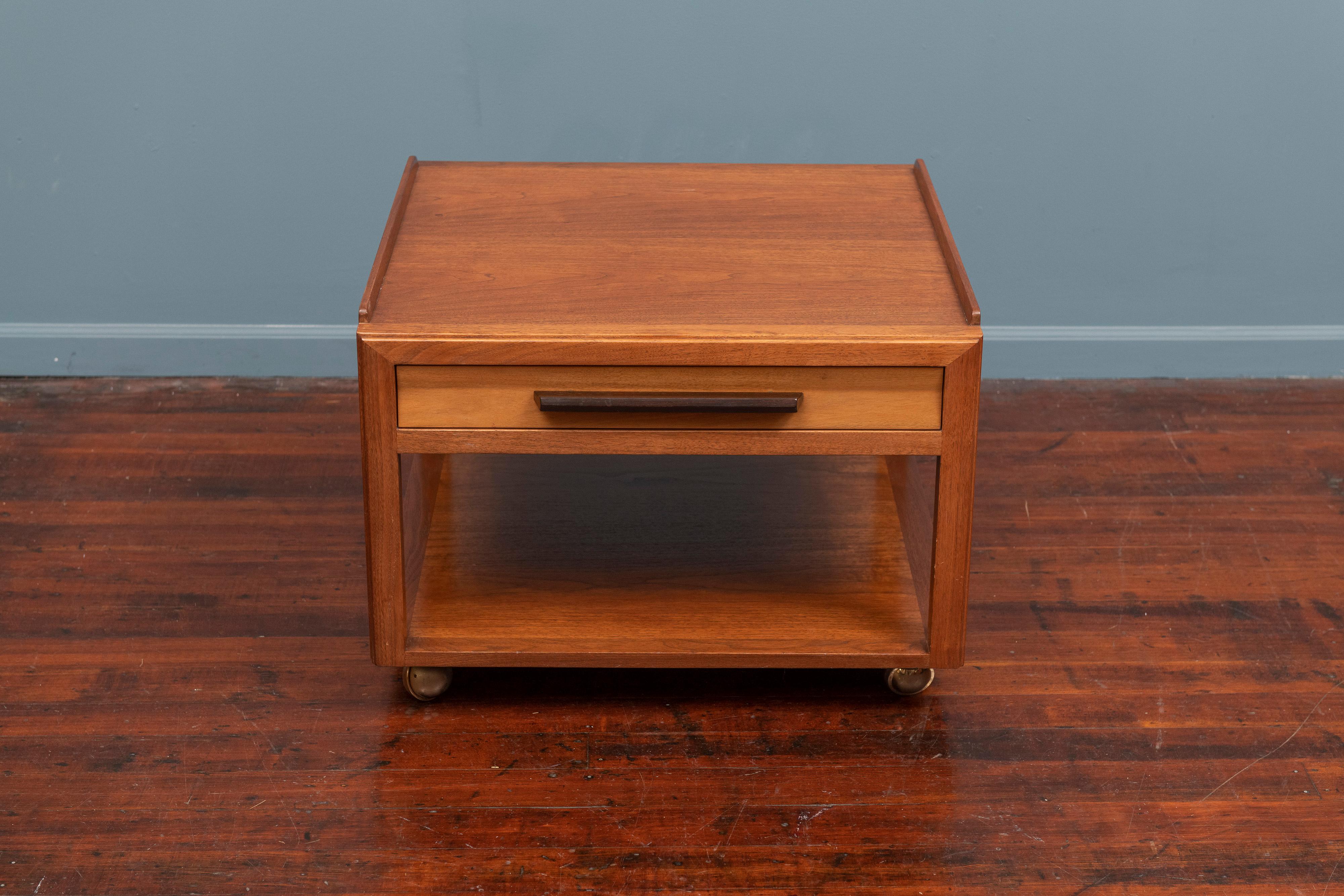 Edward Wormley for Dunbar End Table In Good Condition In San Francisco, CA