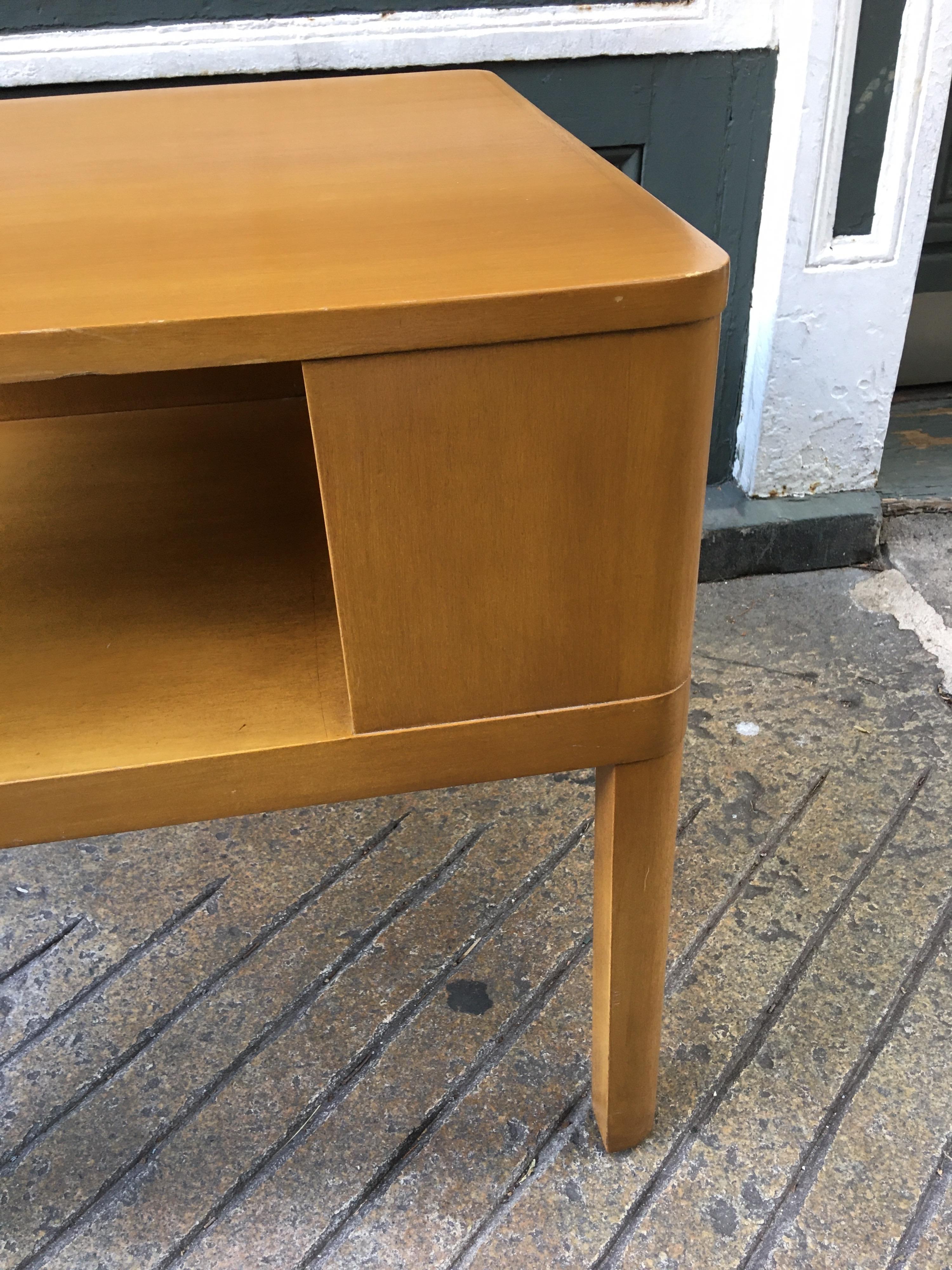 Edward Wormley 1940s end table/ bookcase designed for Dunbar Furniture. Retains original finish that shows some wear. Use as is or refinish in your color choice! Retains original label.