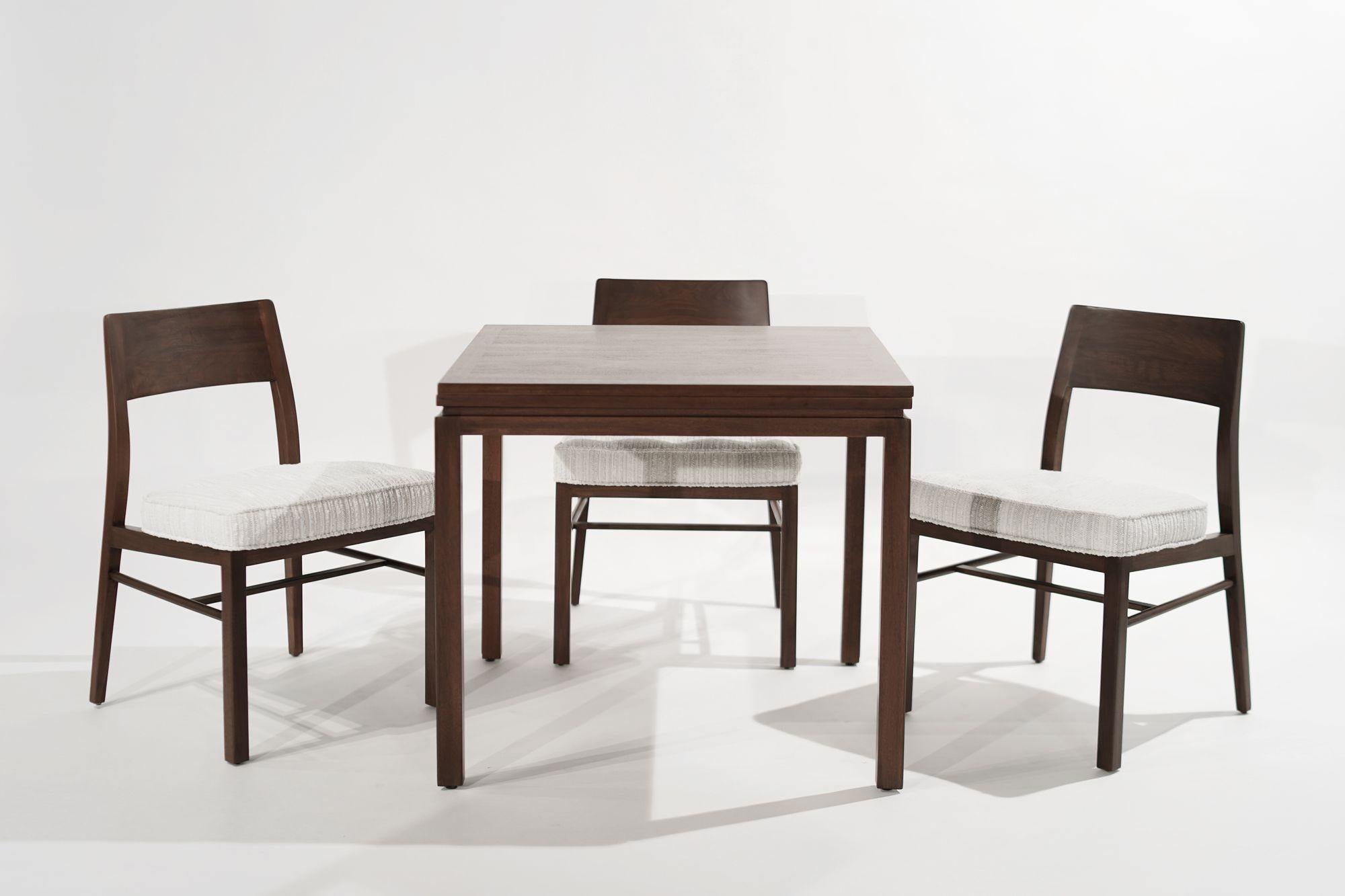 Ausziehbarer Spieltisch mit Stühlen, Edward Wormley für Dunbar, ca. 1950er Jahre (Moderne der Mitte des Jahrhunderts) im Angebot