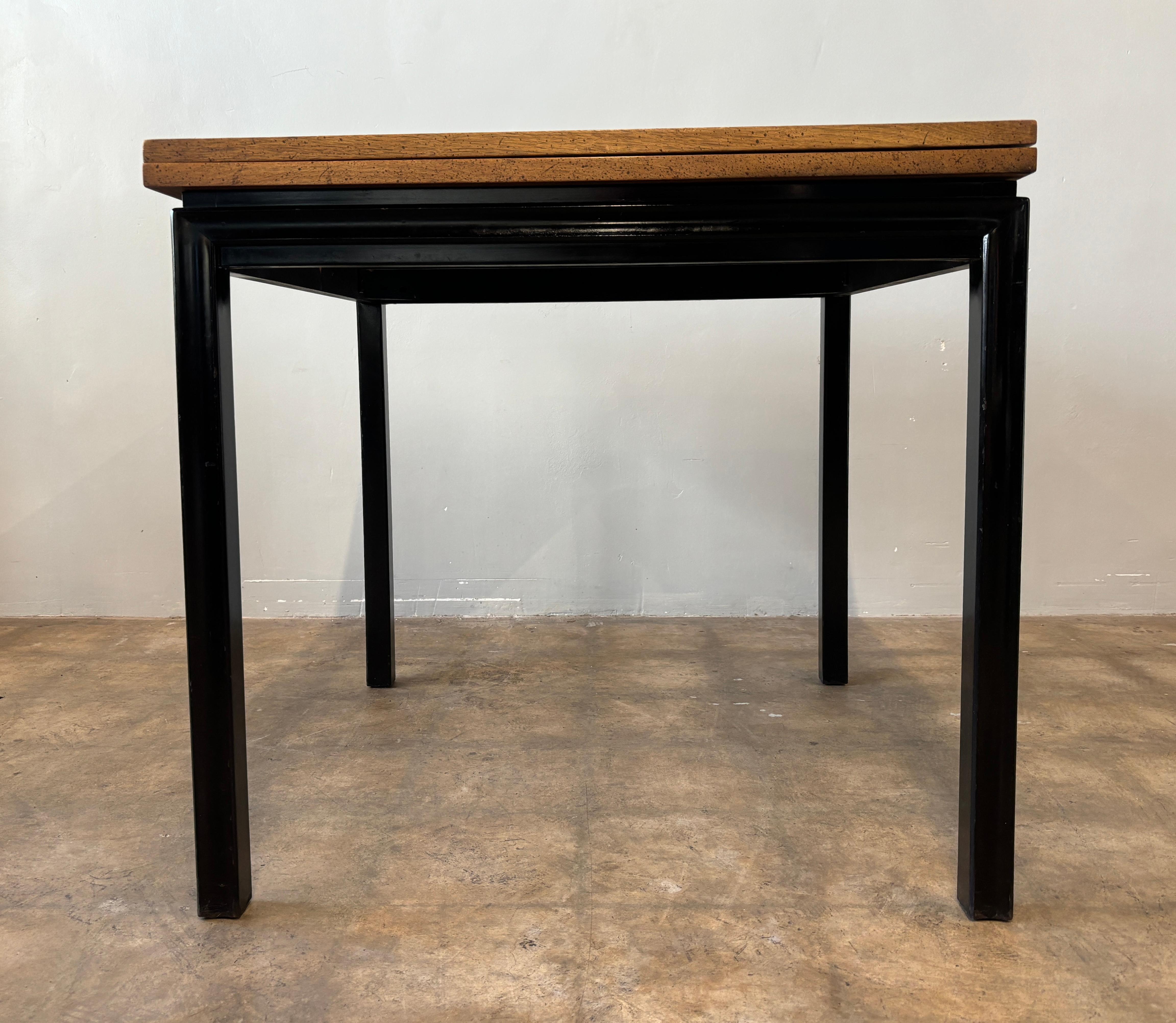 20th Century Edward Wormley for Dunbar Expanding Table