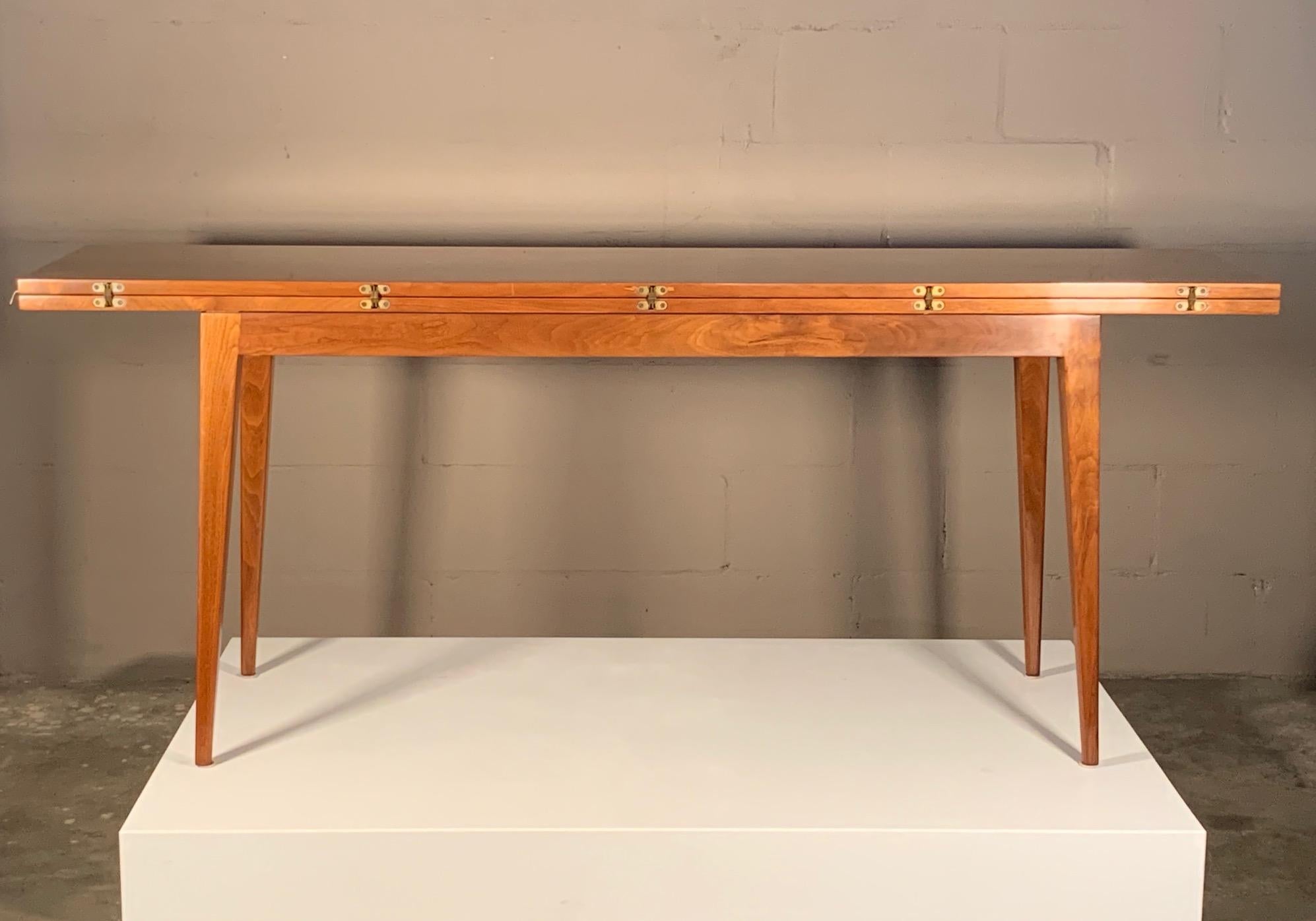 Edward Wormley for Dunbar Flip Top Console Table in Walnut 9