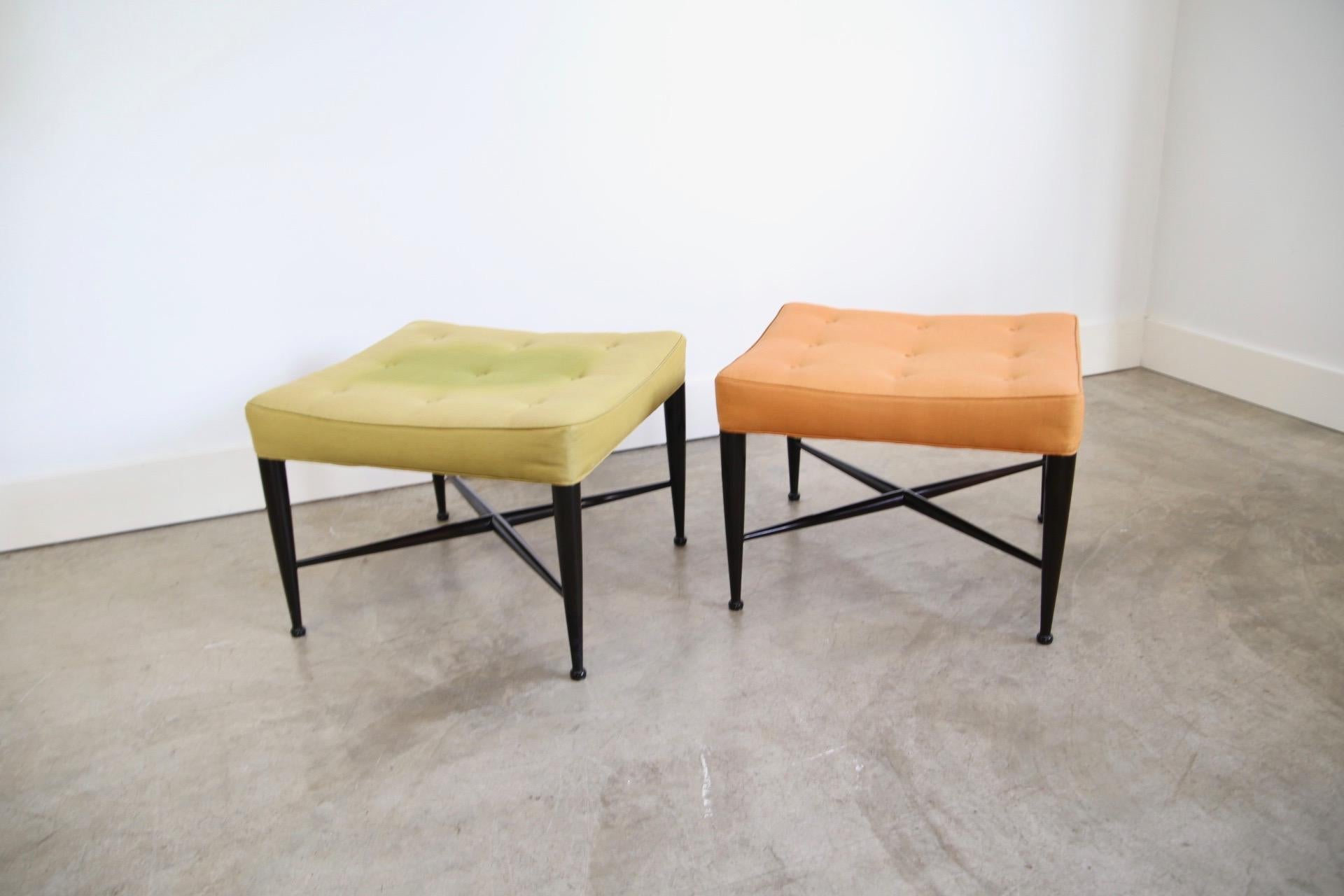 Designer: Edward Wormley
Manufacturer: Dunbar
Period / style: Mid-Century Modern
Possible Rona? / Febreezed
Country: US
Date: 1950s.