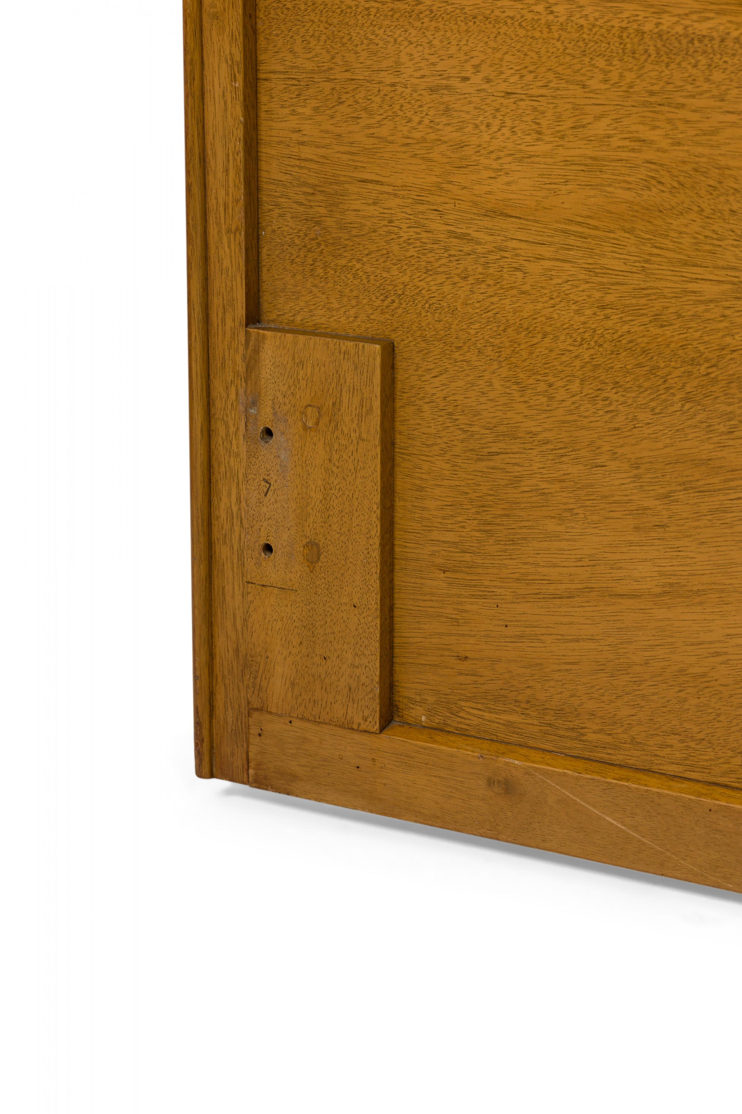 Edward Wormley para Dunbar Furniture Co. Cabecero de lamas de caoba tamaño King Estadounidense en venta