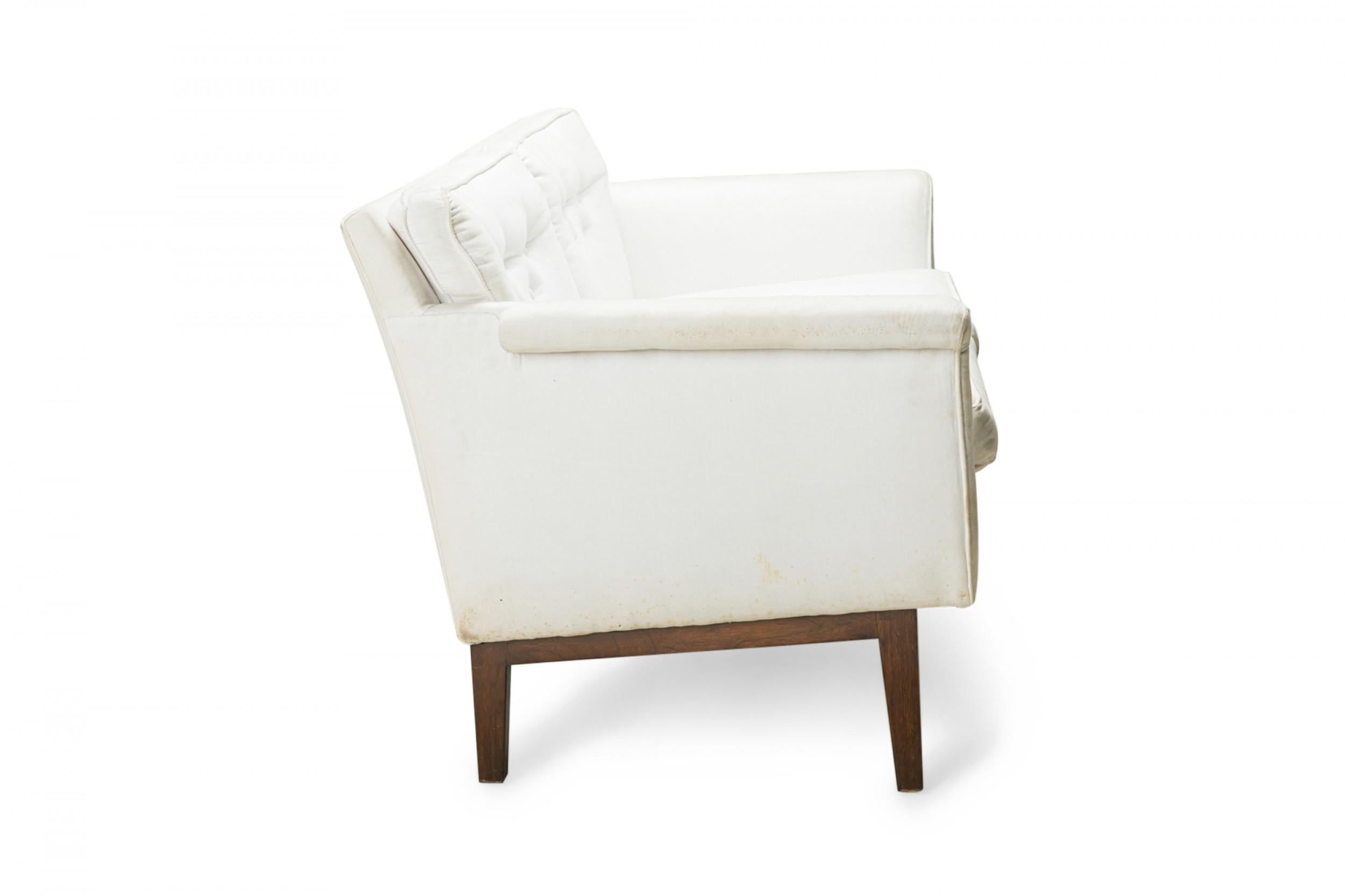 Mid-Century Modern Edward Wormley pour Dunbar Furniture Co. Canapé rembourré blanc en vente