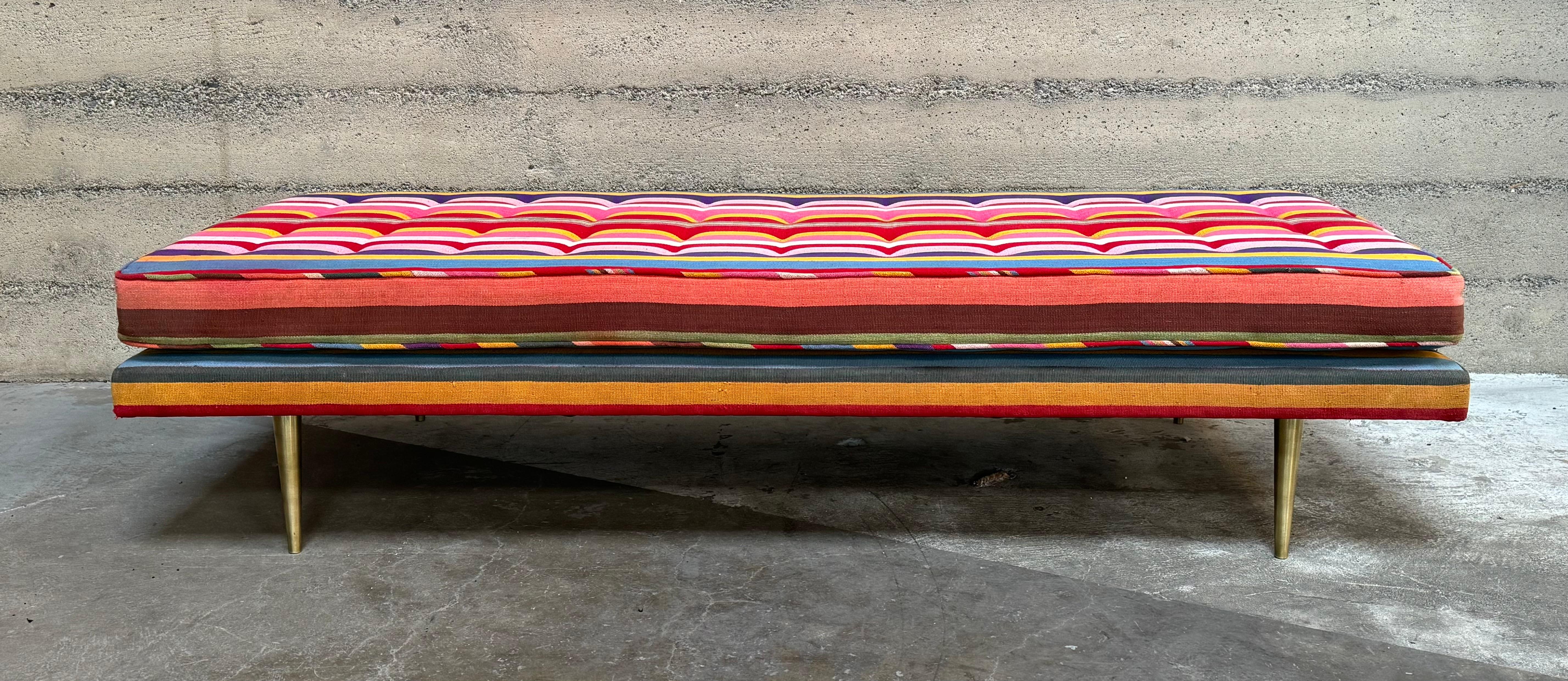 Américain Edward Wormley  Méridienne Dunbar en tissu rayé vintage de style Alexander Girard