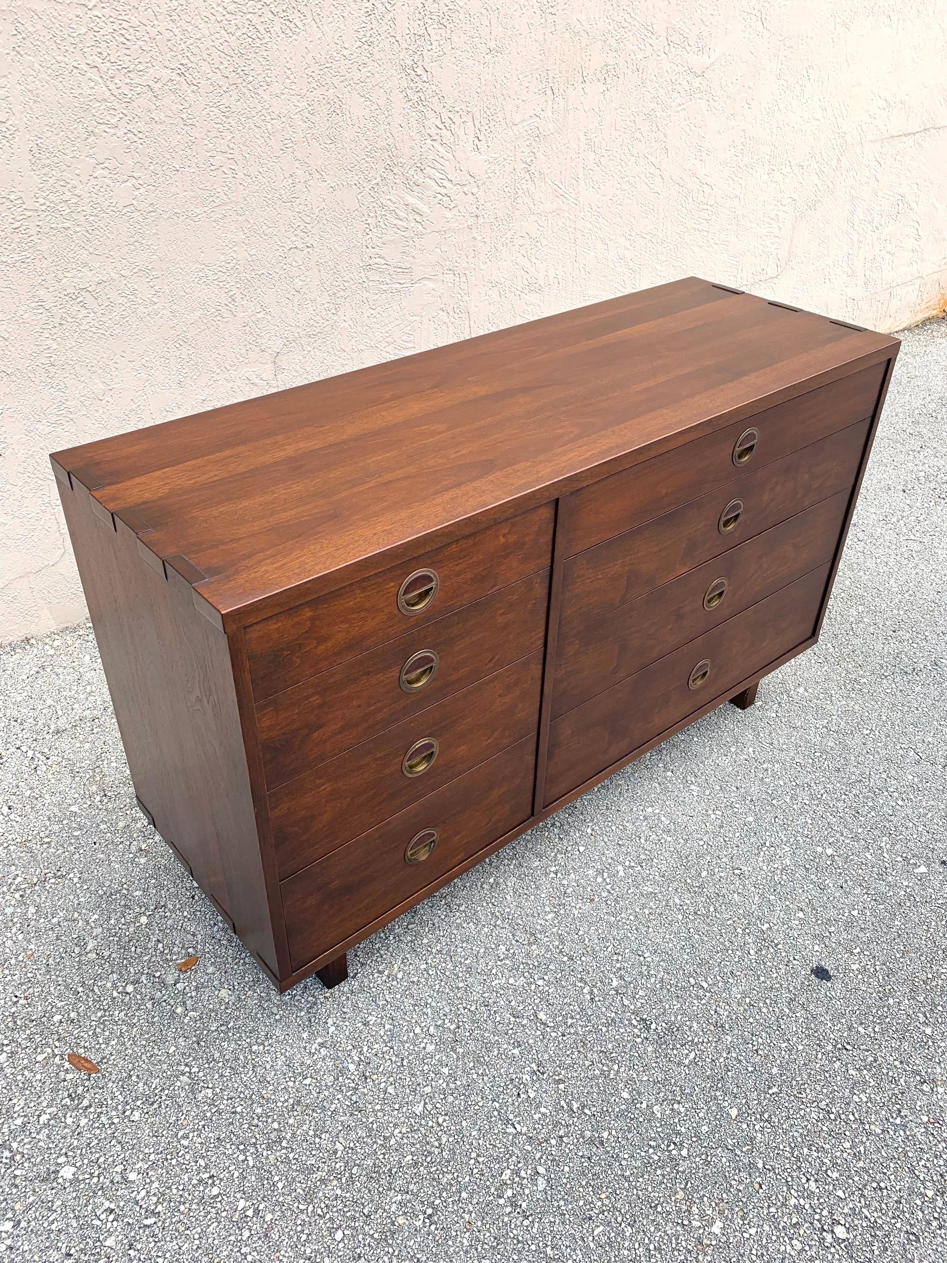 Mid-Century Modern Edward Wormley for Dunbar Janus Collection Chest of Drawers, Model 5727