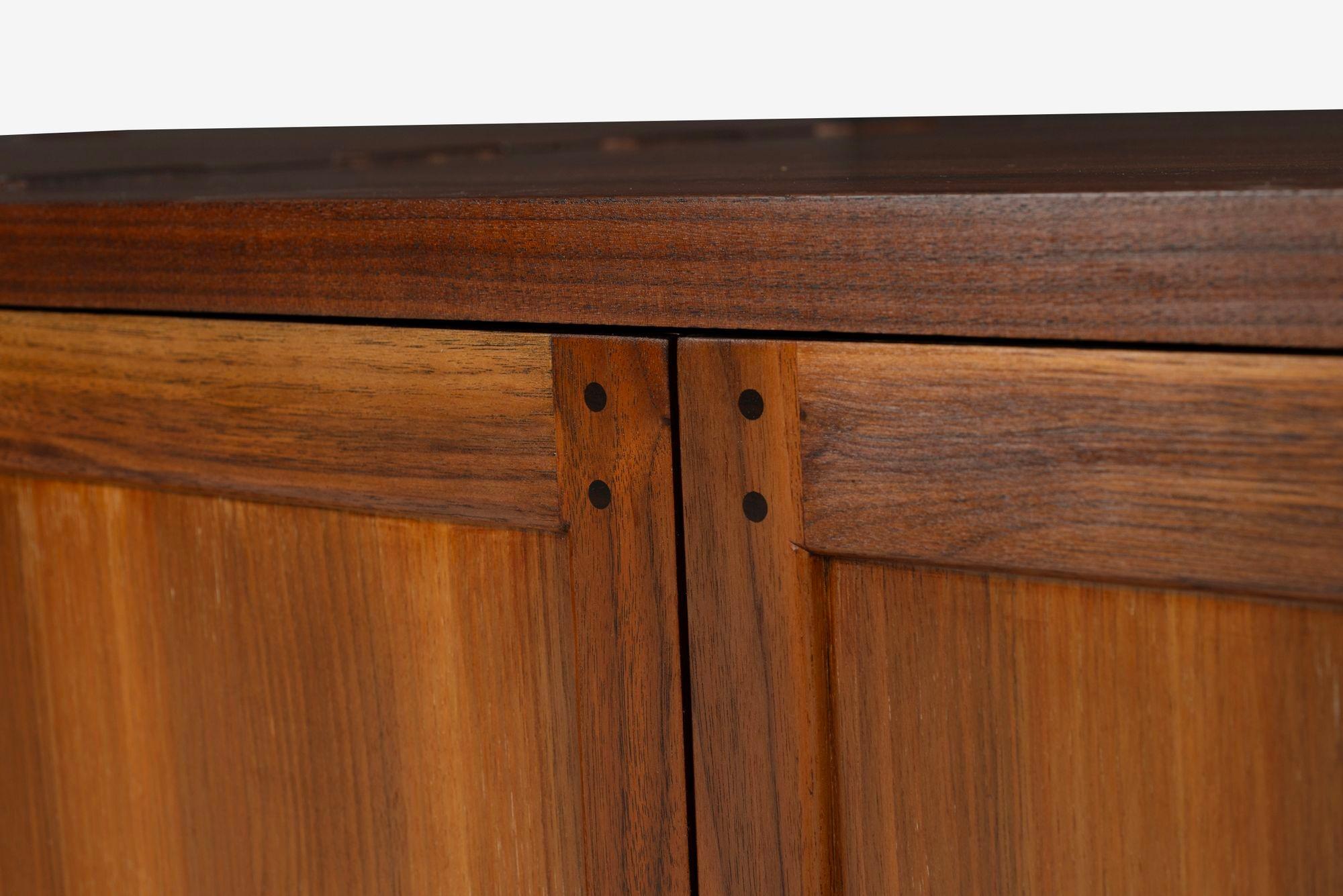 Edward Wormley for Dunbar Janus Group, Pair of End Tables on Casters 1958 For Sale 7