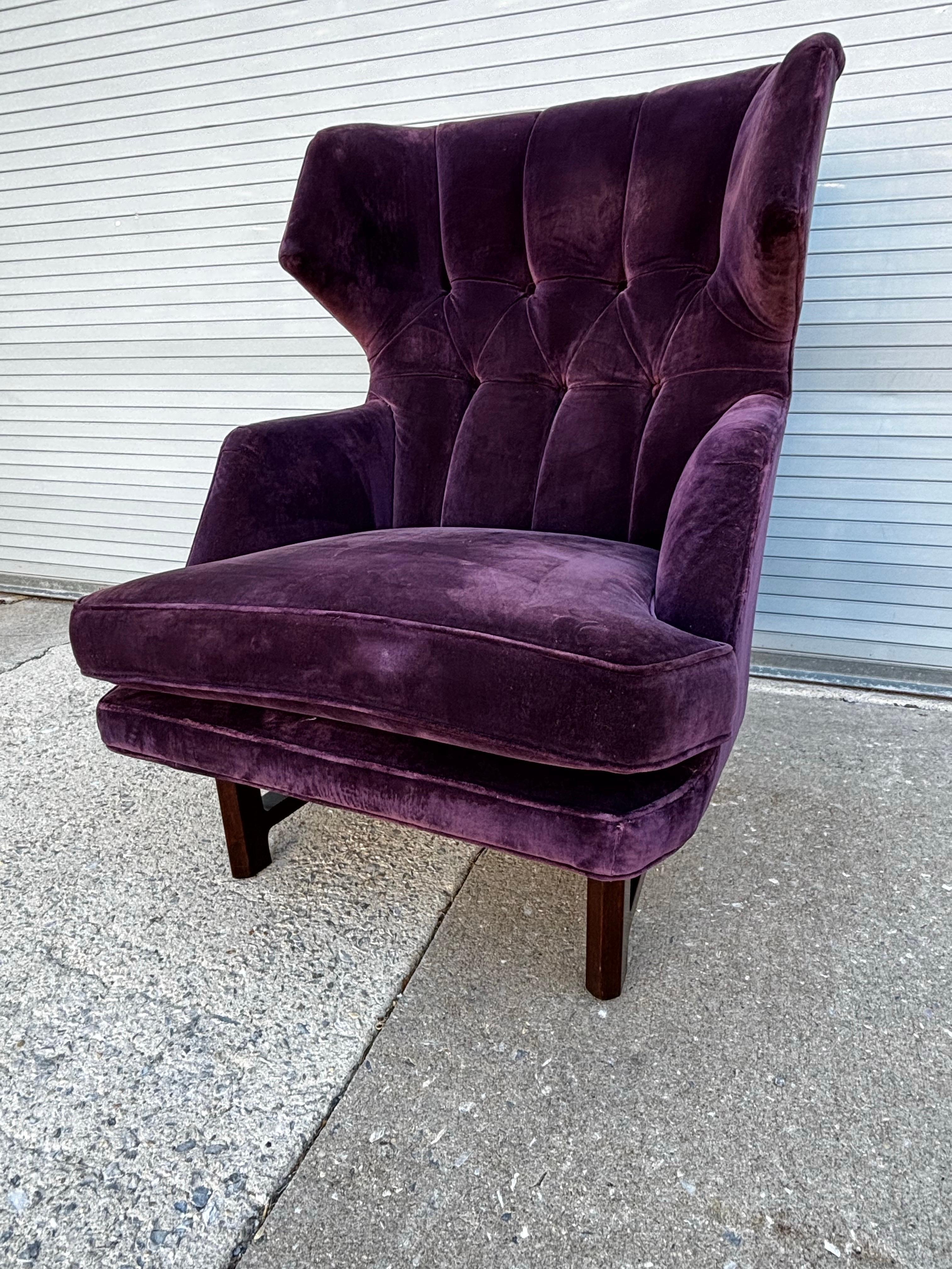 Edward Wormley für Dunbar Janus  Sessel mit geflügelter Rückenlehne im Angebot 1