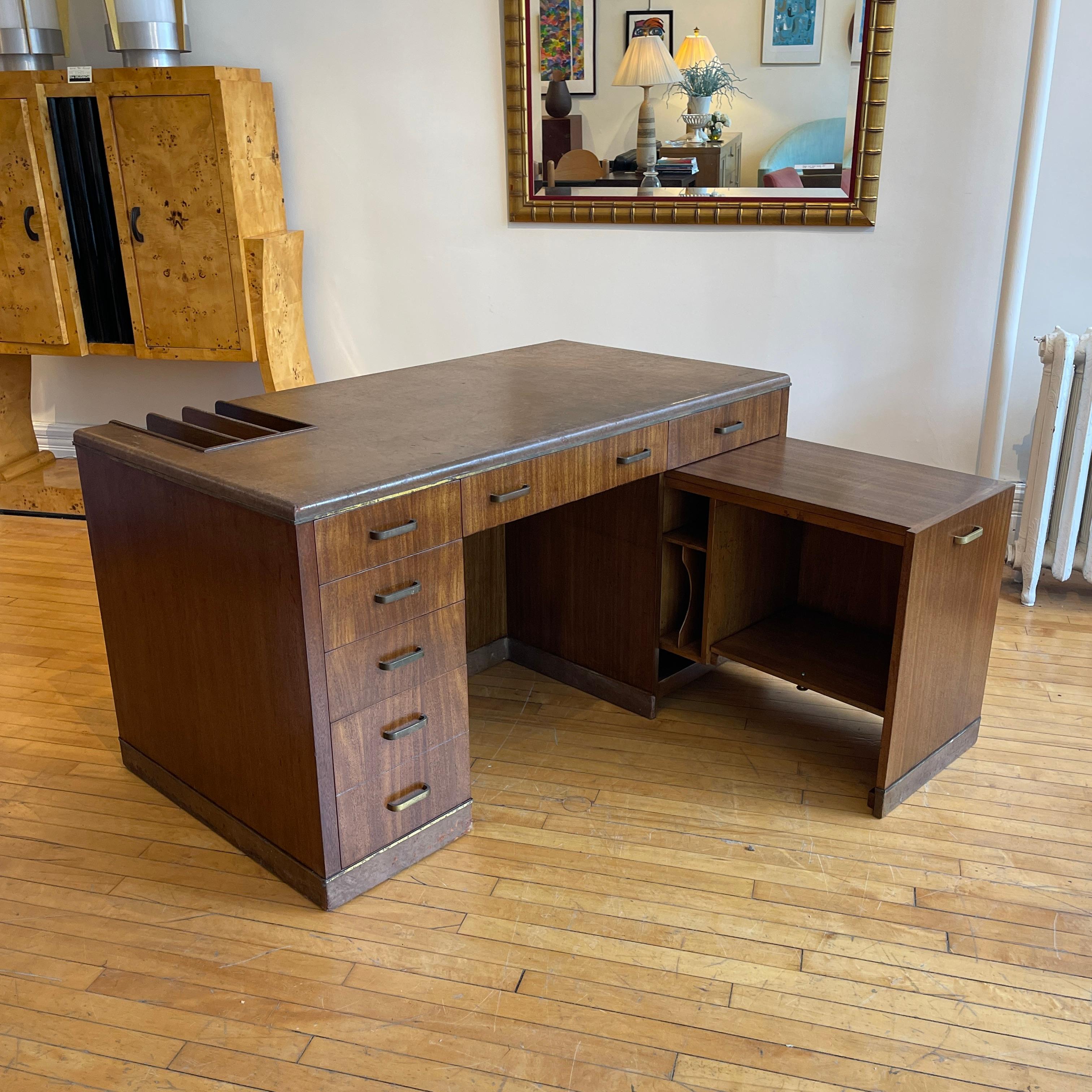 American Edward Wormley for Dunbar Leather Desk W. Convertible Credenza & Hidden Storage