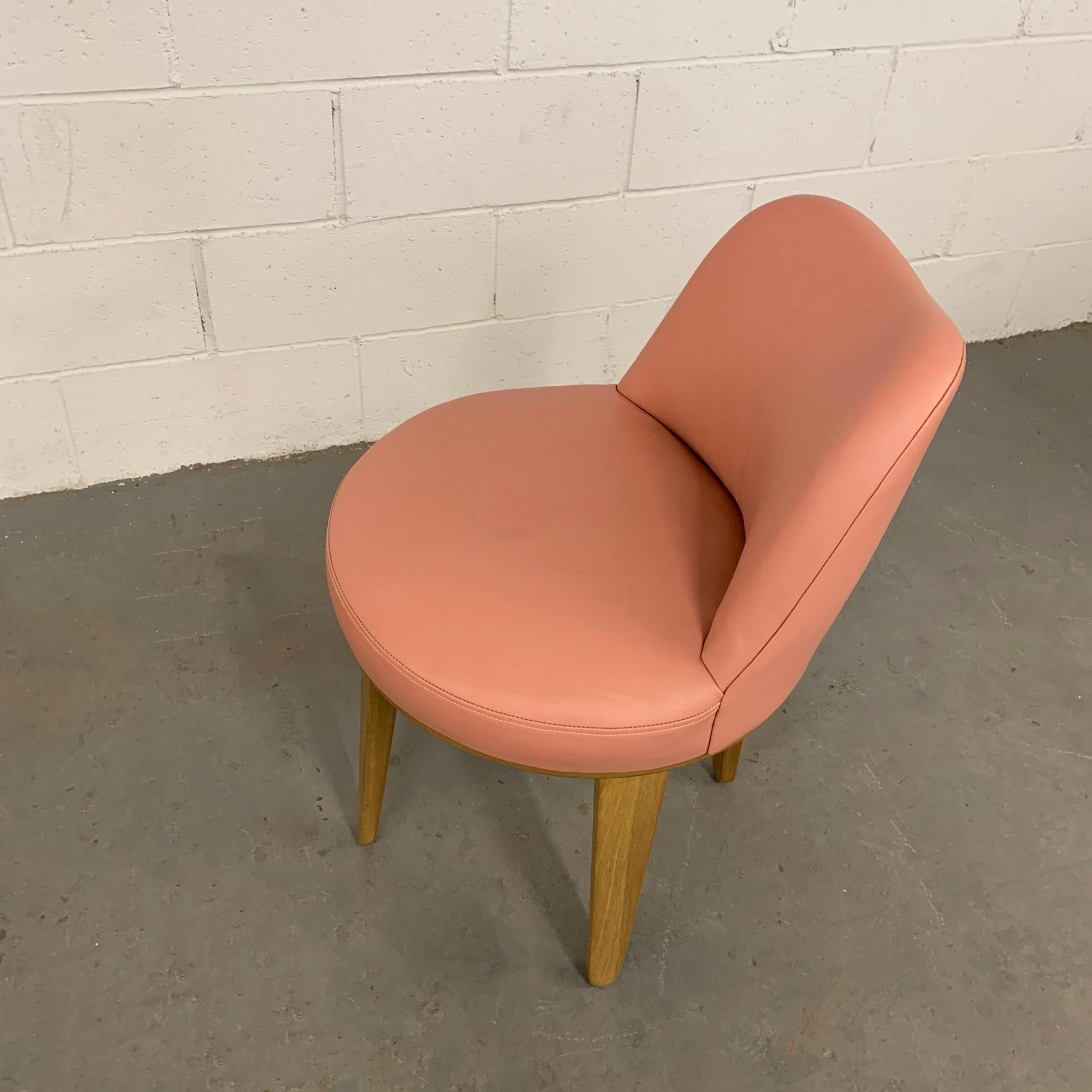 Edward Wormley for Dunbar Leather Swivel Vanity Chair In Good Condition In Brooklyn, NY