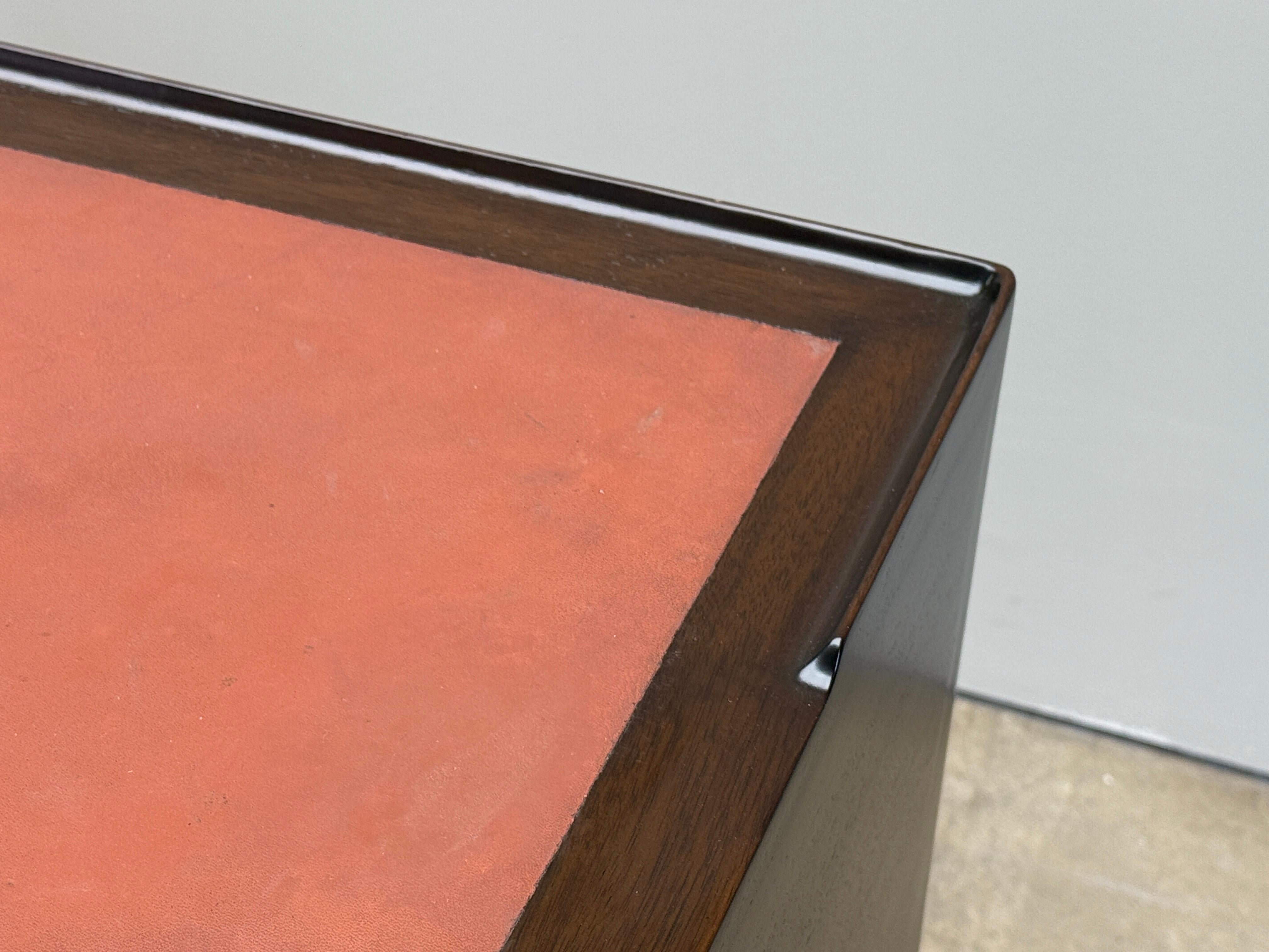 Edward Wormley for Dunbar Leather Top Desk im Angebot 2