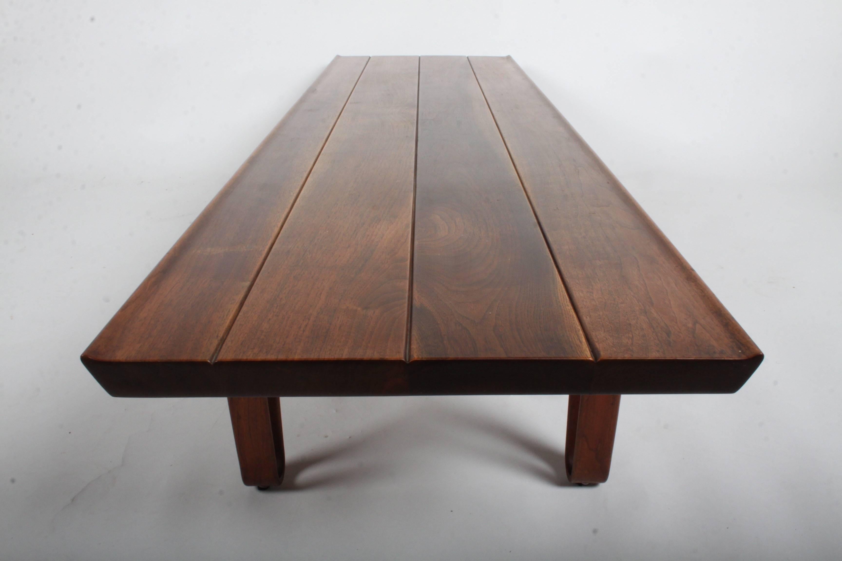 Edward Wormley for Dunbar Long John Bench or Coffee Table in Sap Walnut  In Good Condition In St. Louis, MO