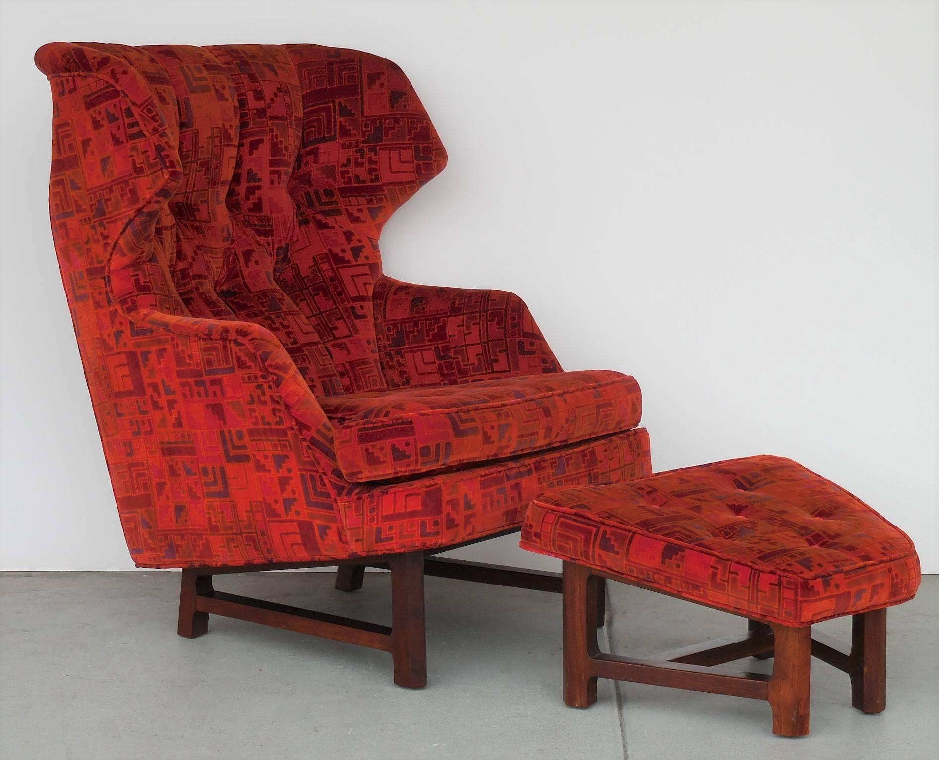 Edward Wormley for Dunbar Lounge Chair and Ottoman with Jack Lenor Larsen Fabric In Excellent Condition In Miami, FL