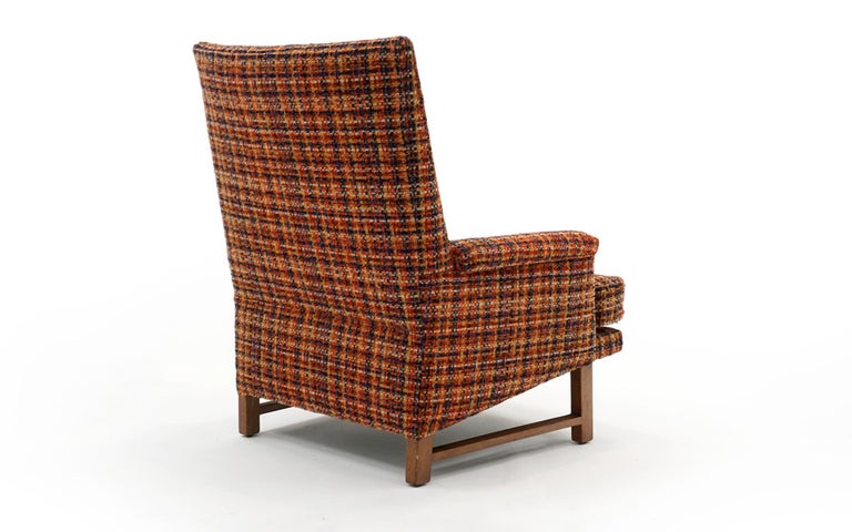 Edward Wormley for Dunbar Lounge Chair, Priced for Reupholstery In Good Condition For Sale In Kansas City, MO
