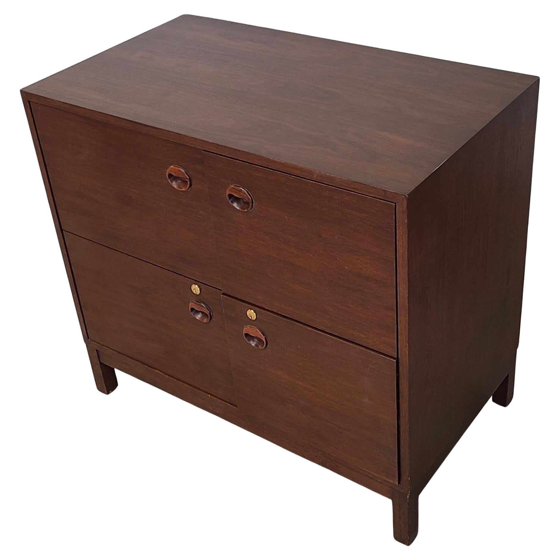 Edward Wormley for Dunbar Low Filer Drawer Cabinet #825 in  Walnut For Sale 11