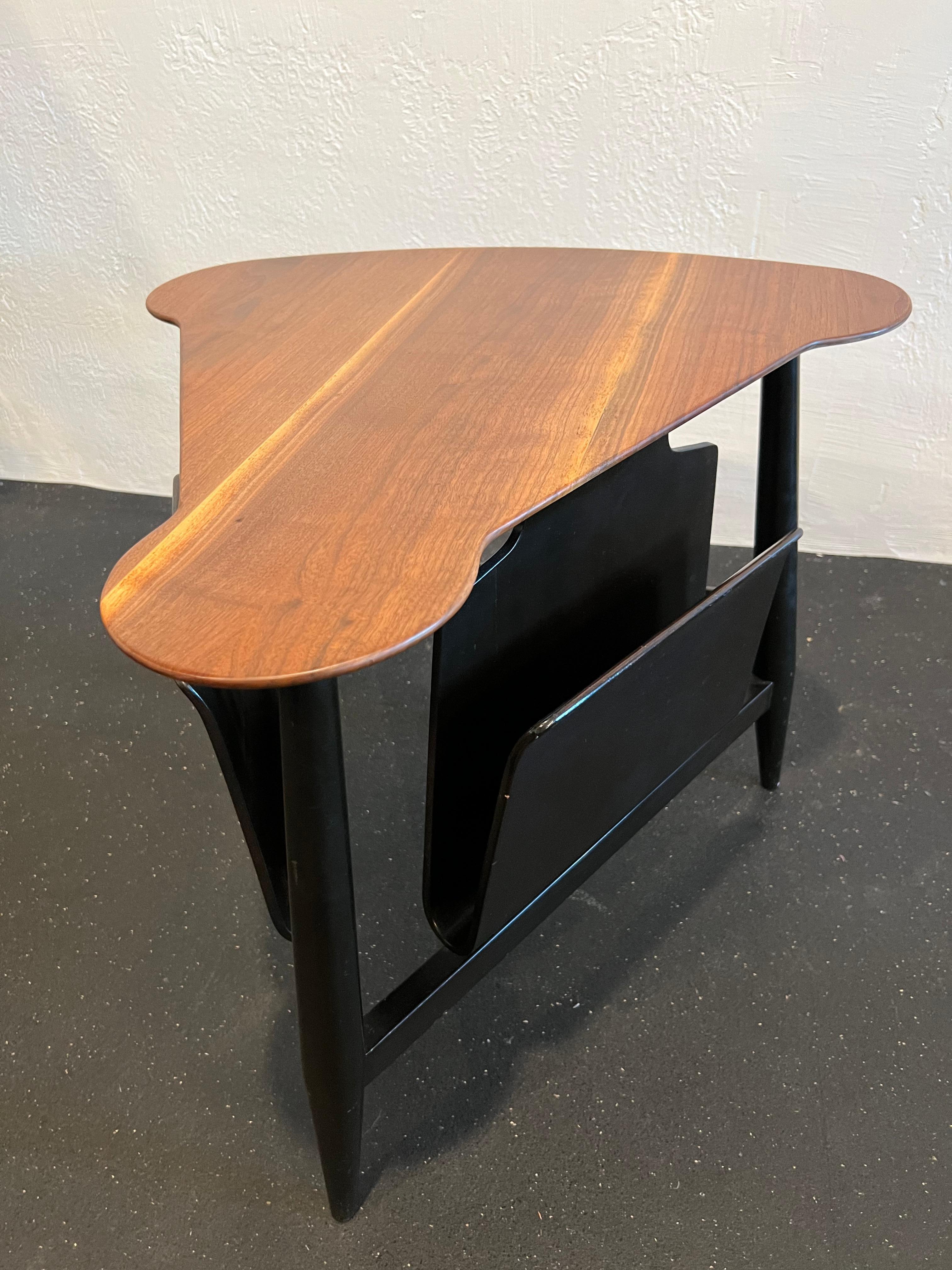 Mid-Century Modern Edward Wormley For Dunbar Magazine Table For Sale