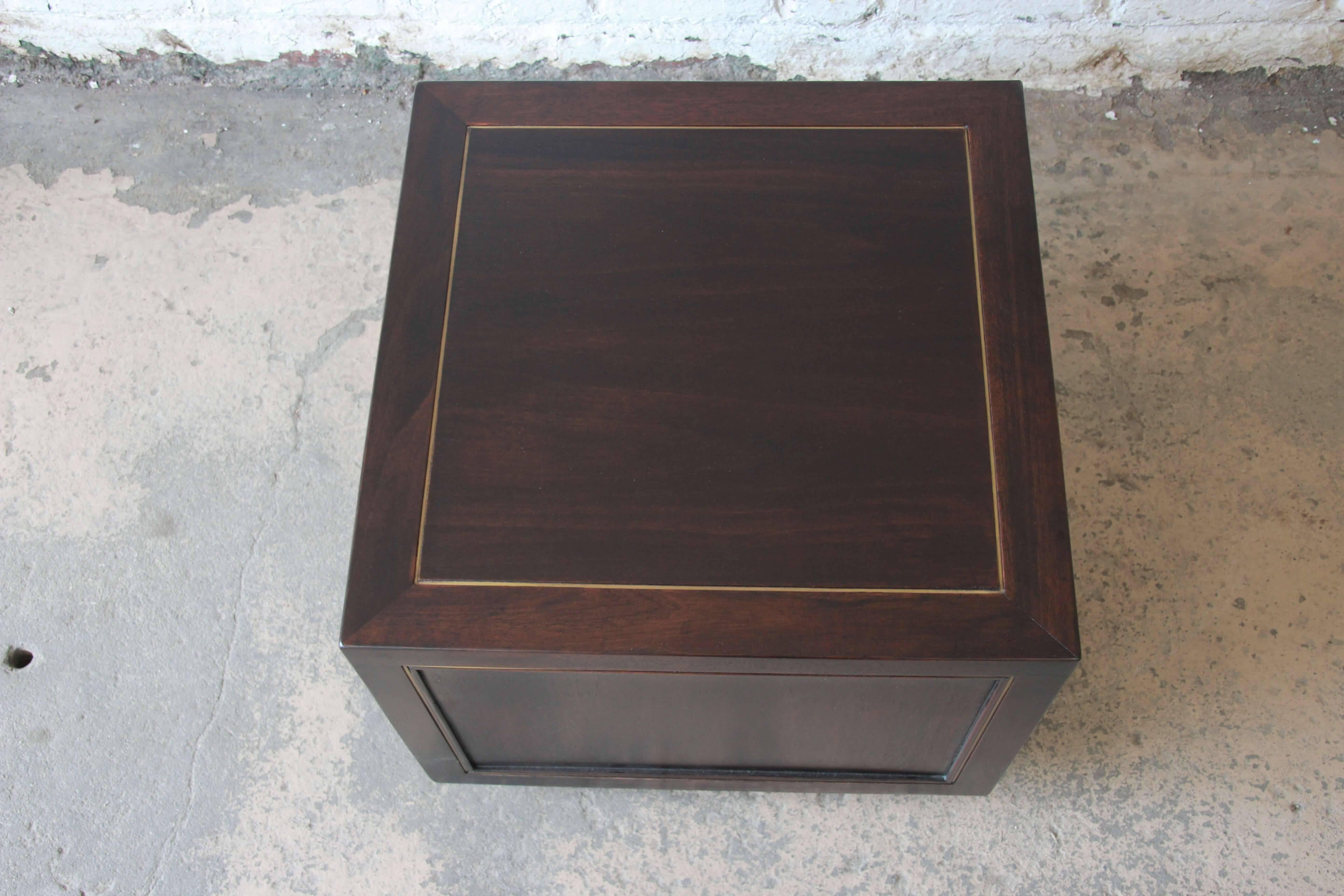 Edward Wormley for Dunbar Mahogany and Brass Cube End Table In Good Condition In South Bend, IN