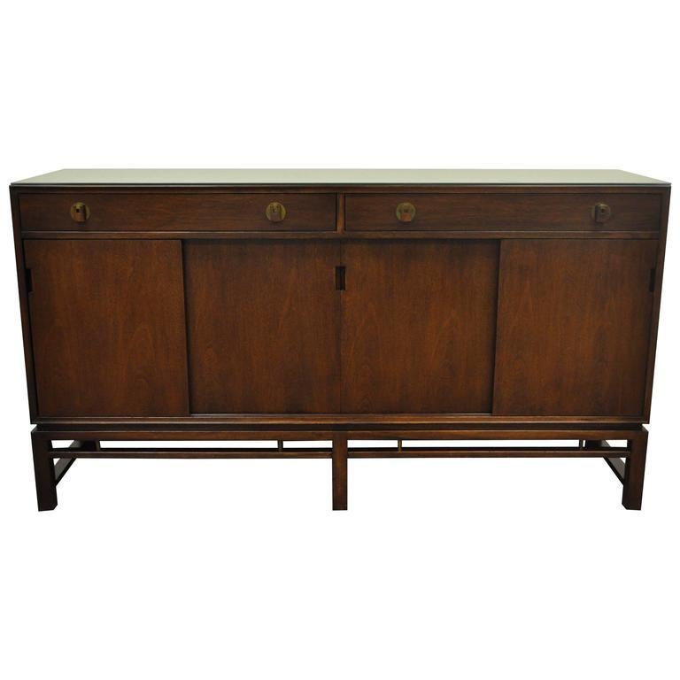 Edward Wormley for Dunbar Mahogany Sliding Door Sideboard or Credenza Cabinet For Sale 4