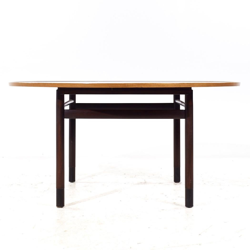American Edward Wormley for Dunbar MCM Mahogany Expanding Dining Table with 1 Leaf For Sale