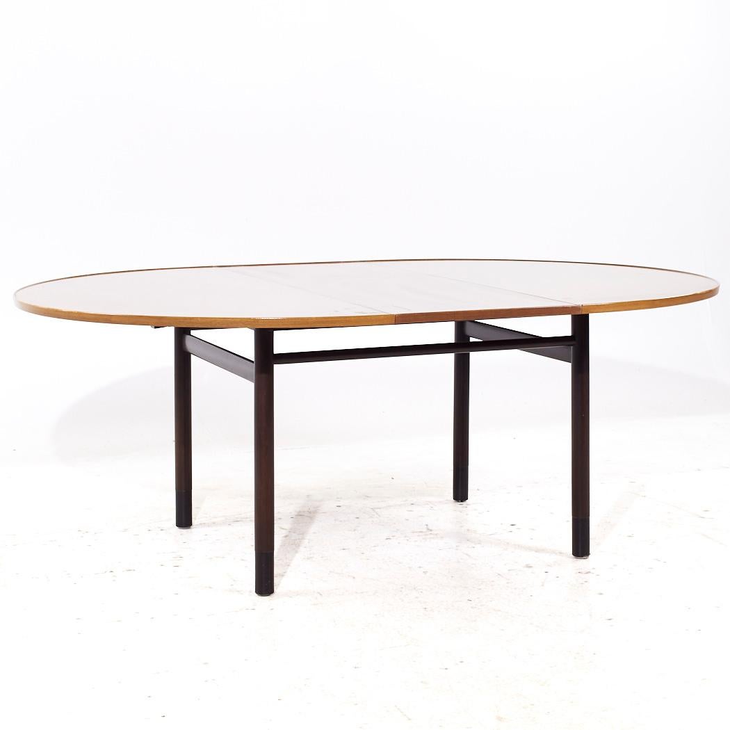 Edward Wormley for Dunbar MCM Mahogany Expanding Dining Table with 1 Leaf For Sale 1
