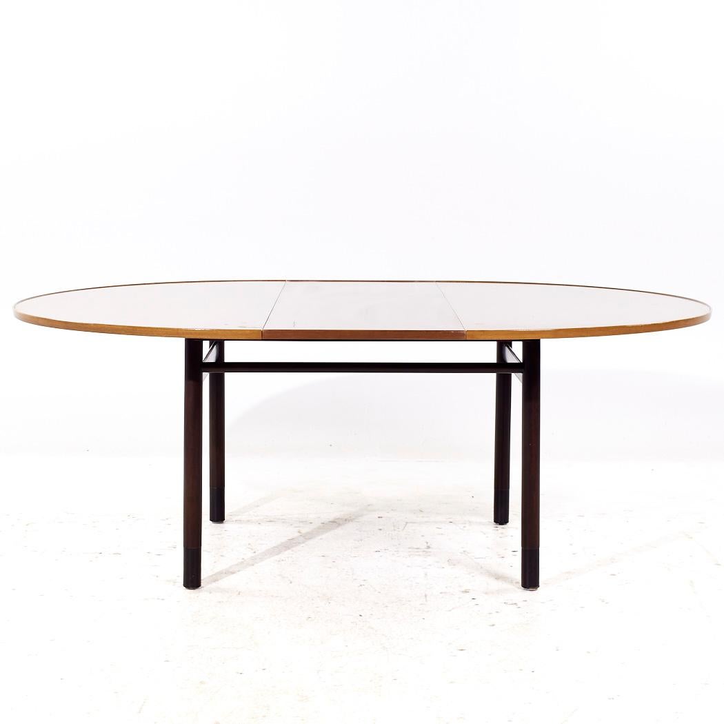 Edward Wormley for Dunbar MCM Mahogany Expanding Dining Table with 1 Leaf For Sale 2