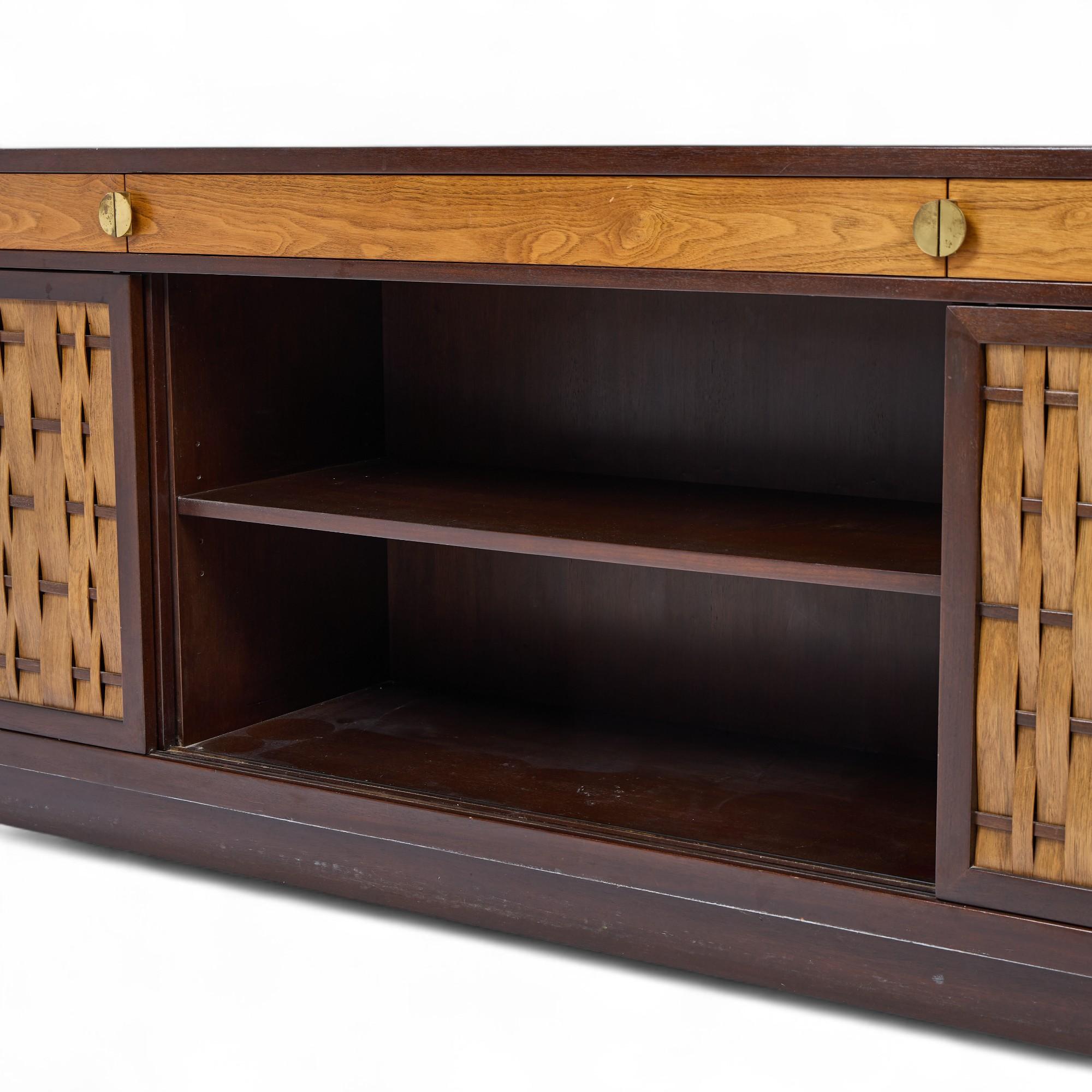 Credenza de palisandro y caoba Edward Wormley para Dunbar Mid Century Basketweave en venta 5
