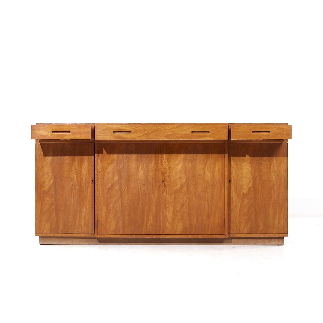 Edward Wormley per Dunbar Credenza di metà secolo in mogano sbiancato in vendita 2
