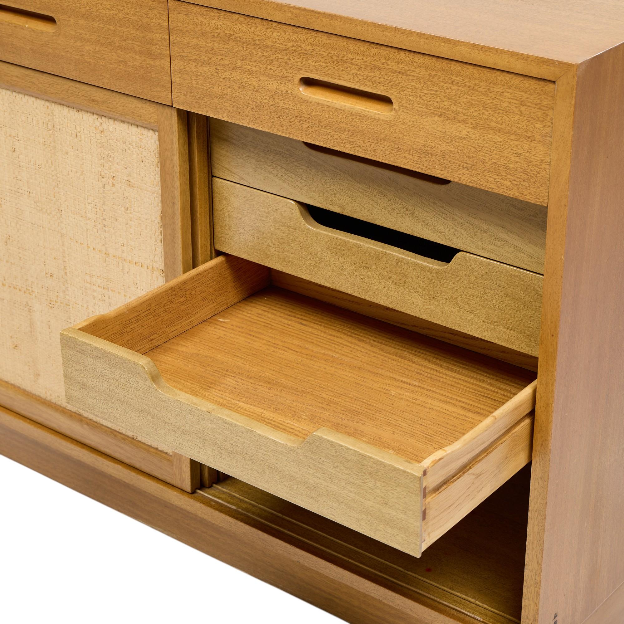Credenza de caoba blanqueada Edward Wormley para Dunbar Mid Century en venta 5