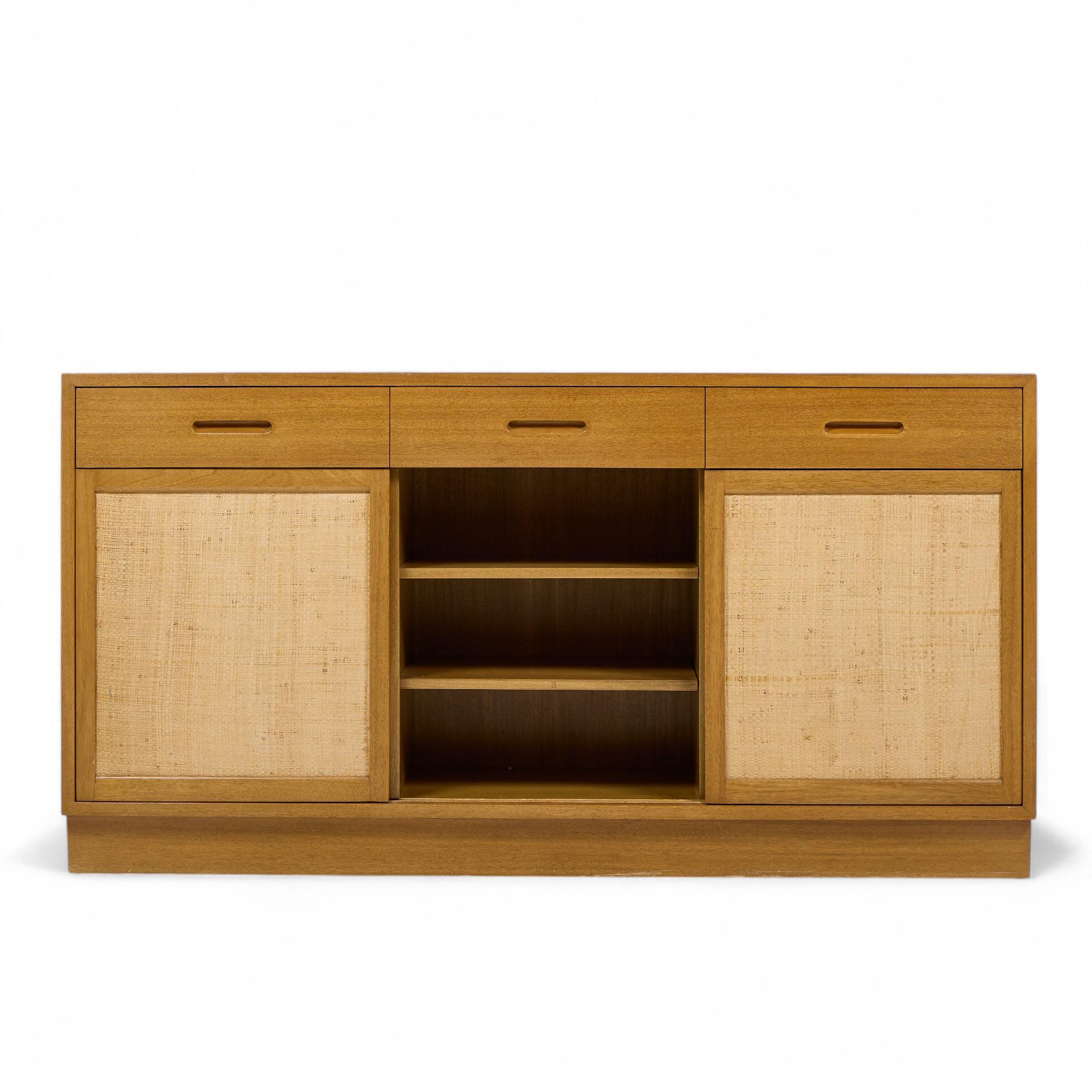 Credenza de caoba blanqueada Edward Wormley para Dunbar Mid Century en venta 1